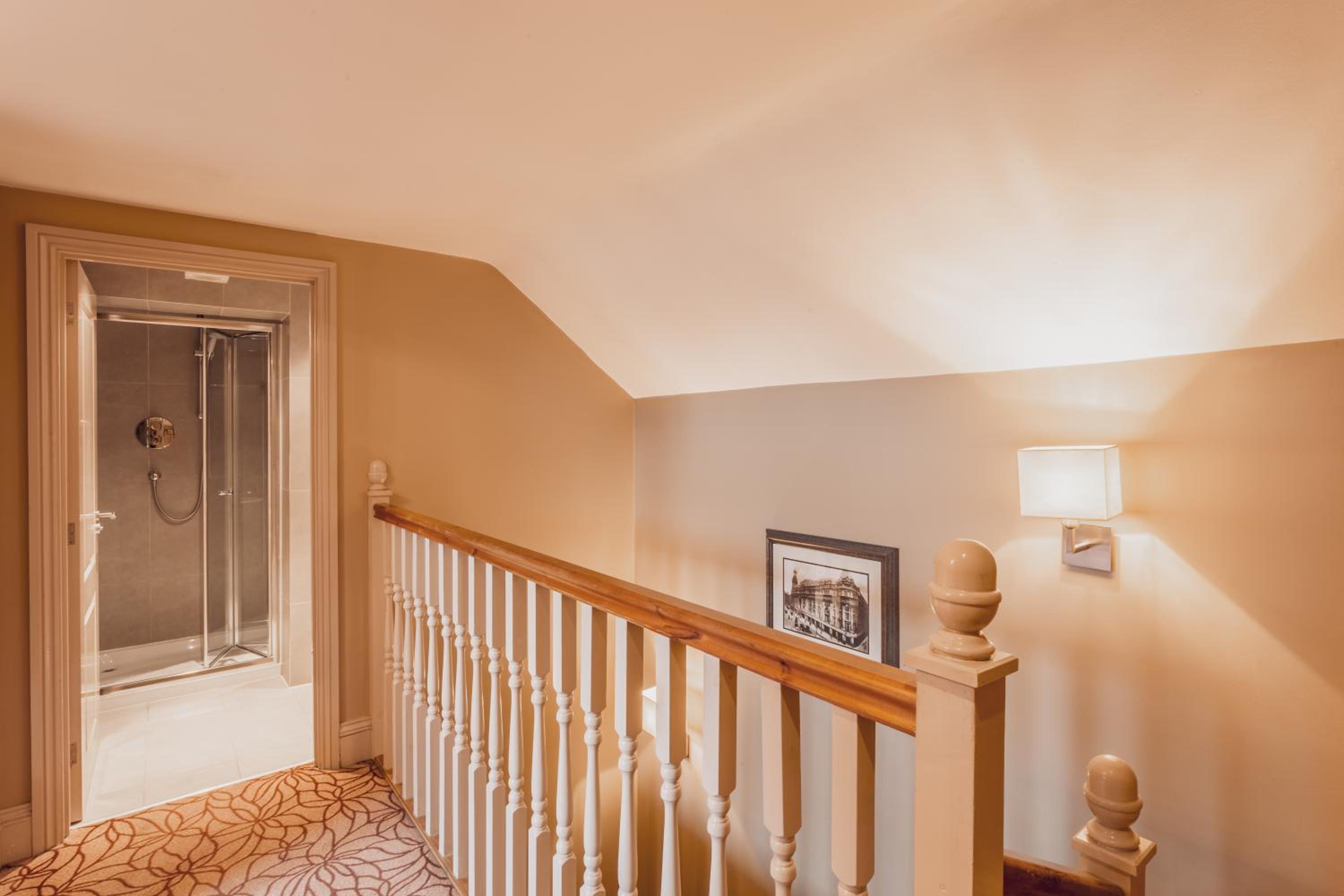 Executive Double Room - Photo 2