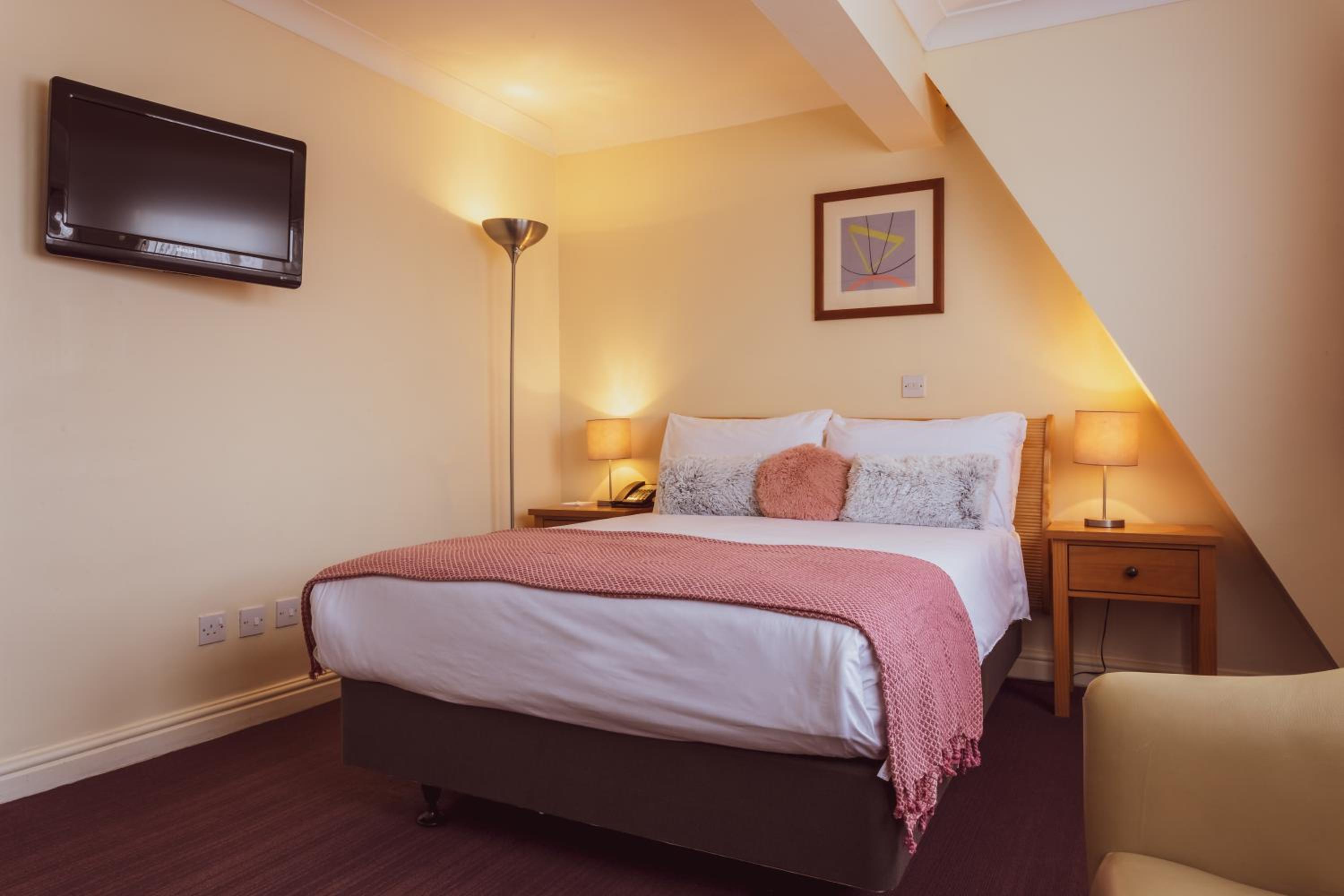 Double Room - Photo 1