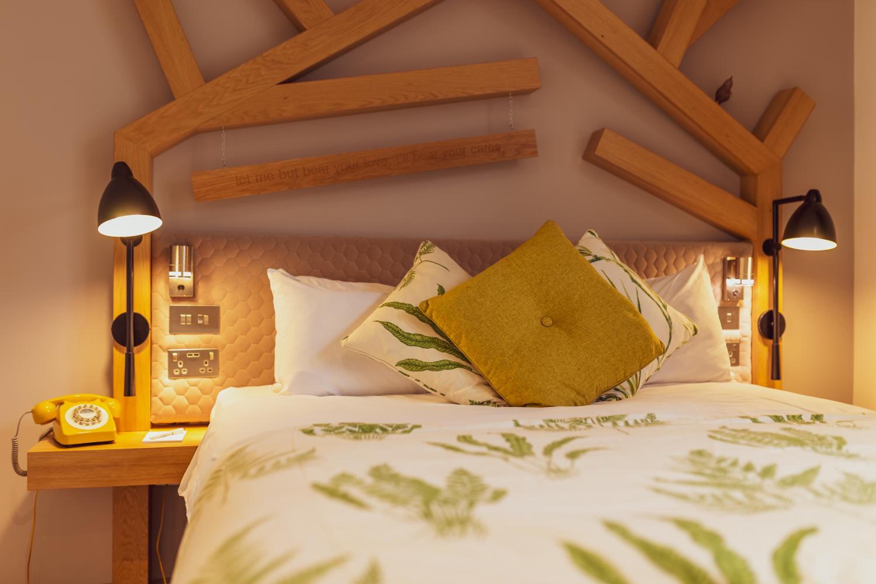 Executive Double Room - Photo 17