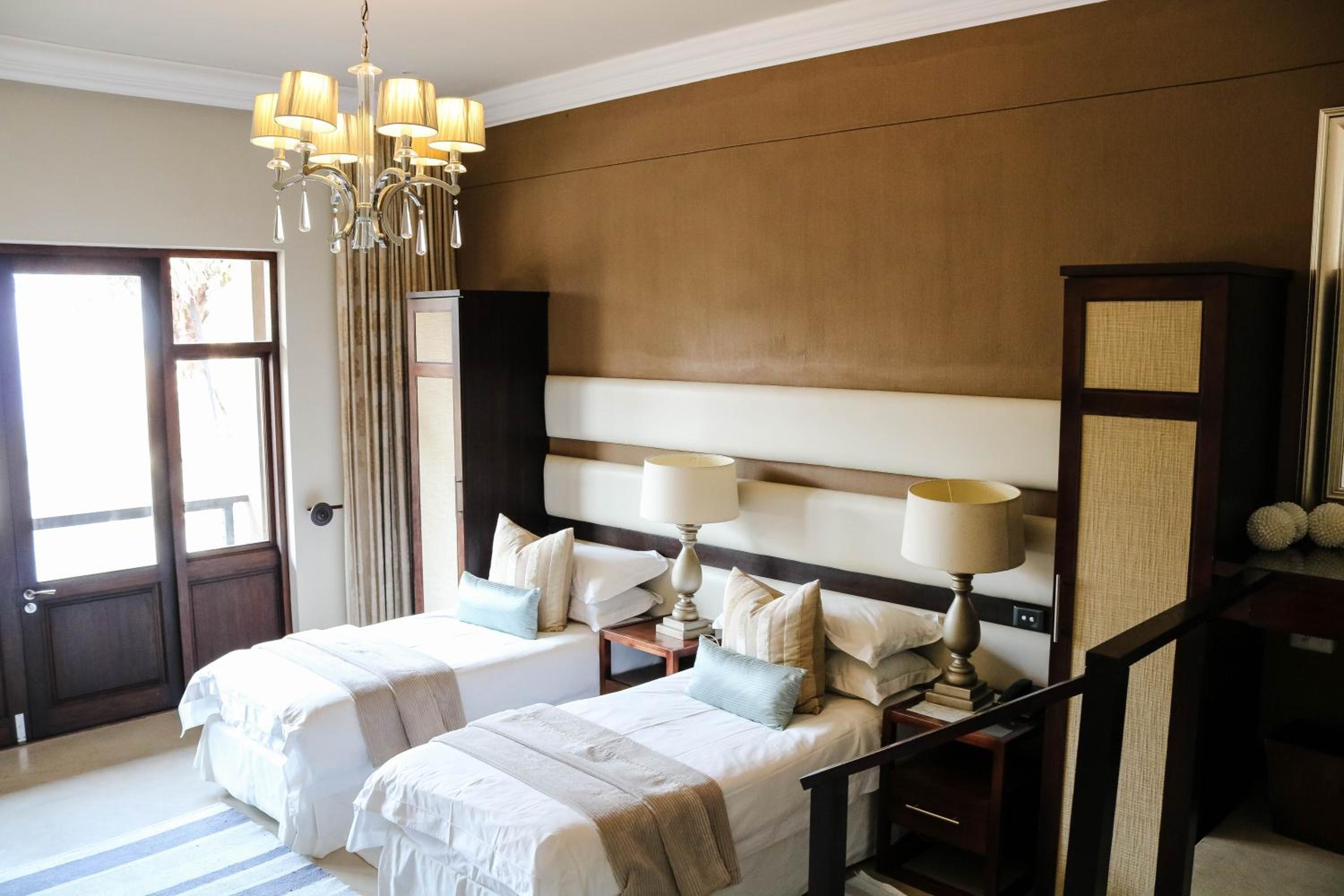 King Room with Sea View - Photo 6