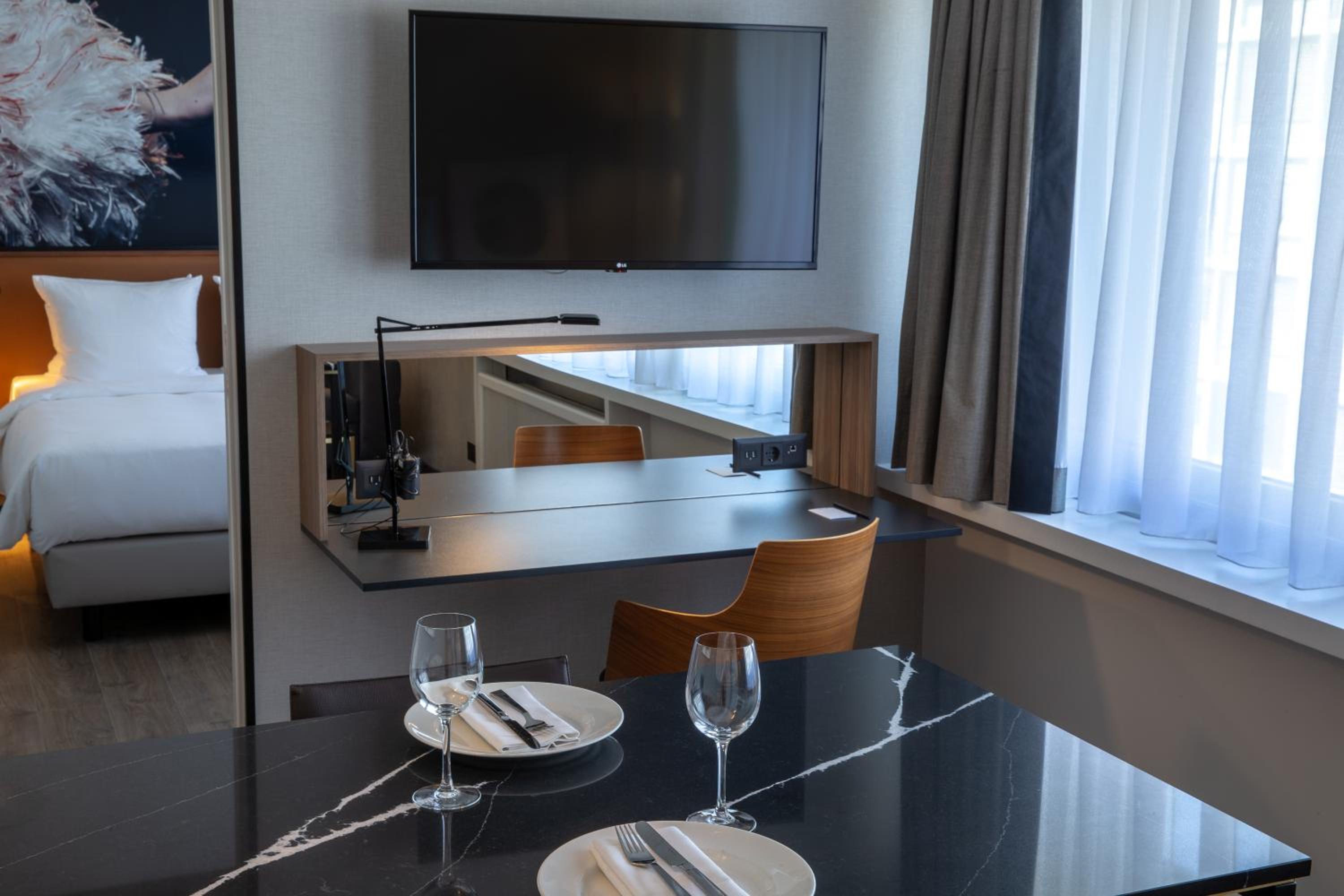 Junior Suite thumbnail 5