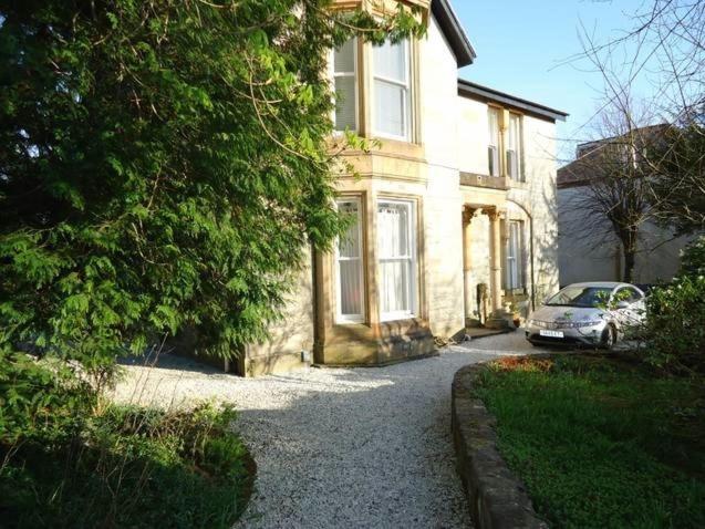 Three-Bedroom House (6 Adults) photo 2