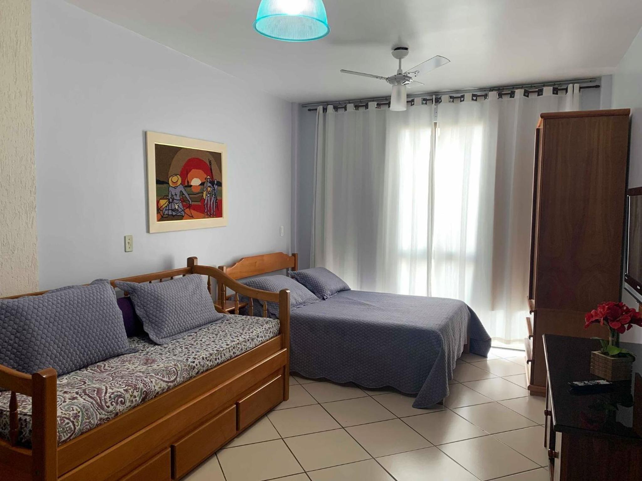 Studio Apartment photo 1