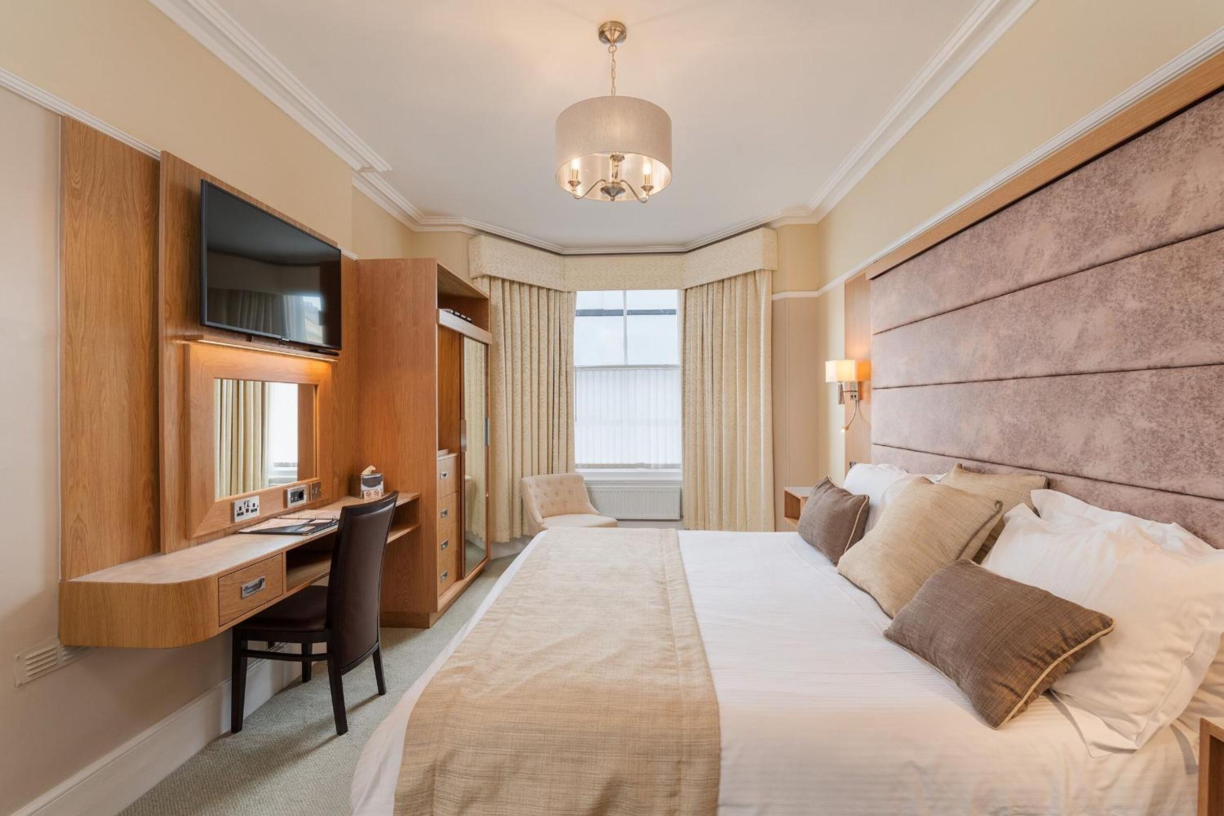 Superior King or Twin Room