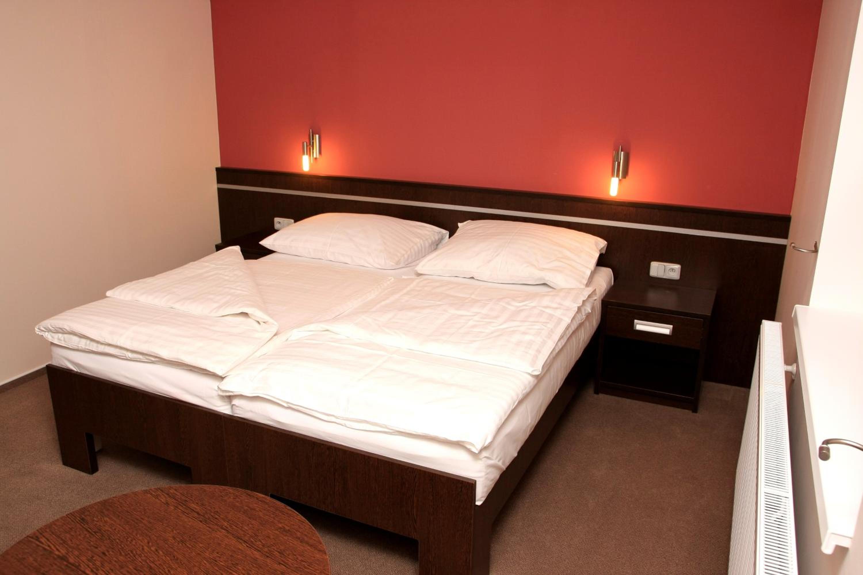 Double or Twin Room photo 2