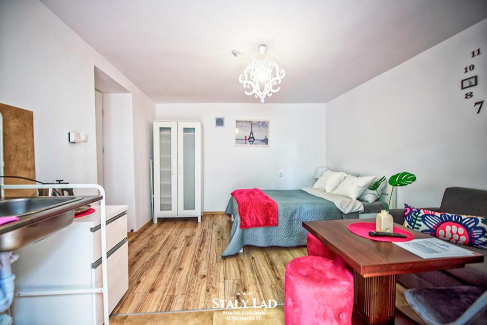 Triple Room with Private Bathroom photo 3