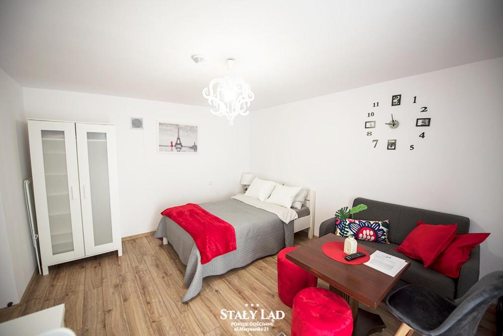 Triple Room with Private Bathroom photo 2
