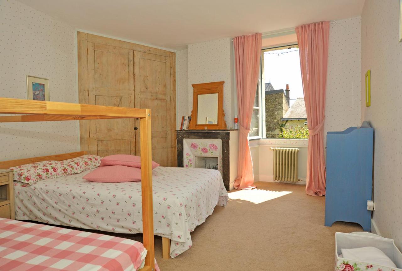 Holiday Home (4 Adults + 3 Children)