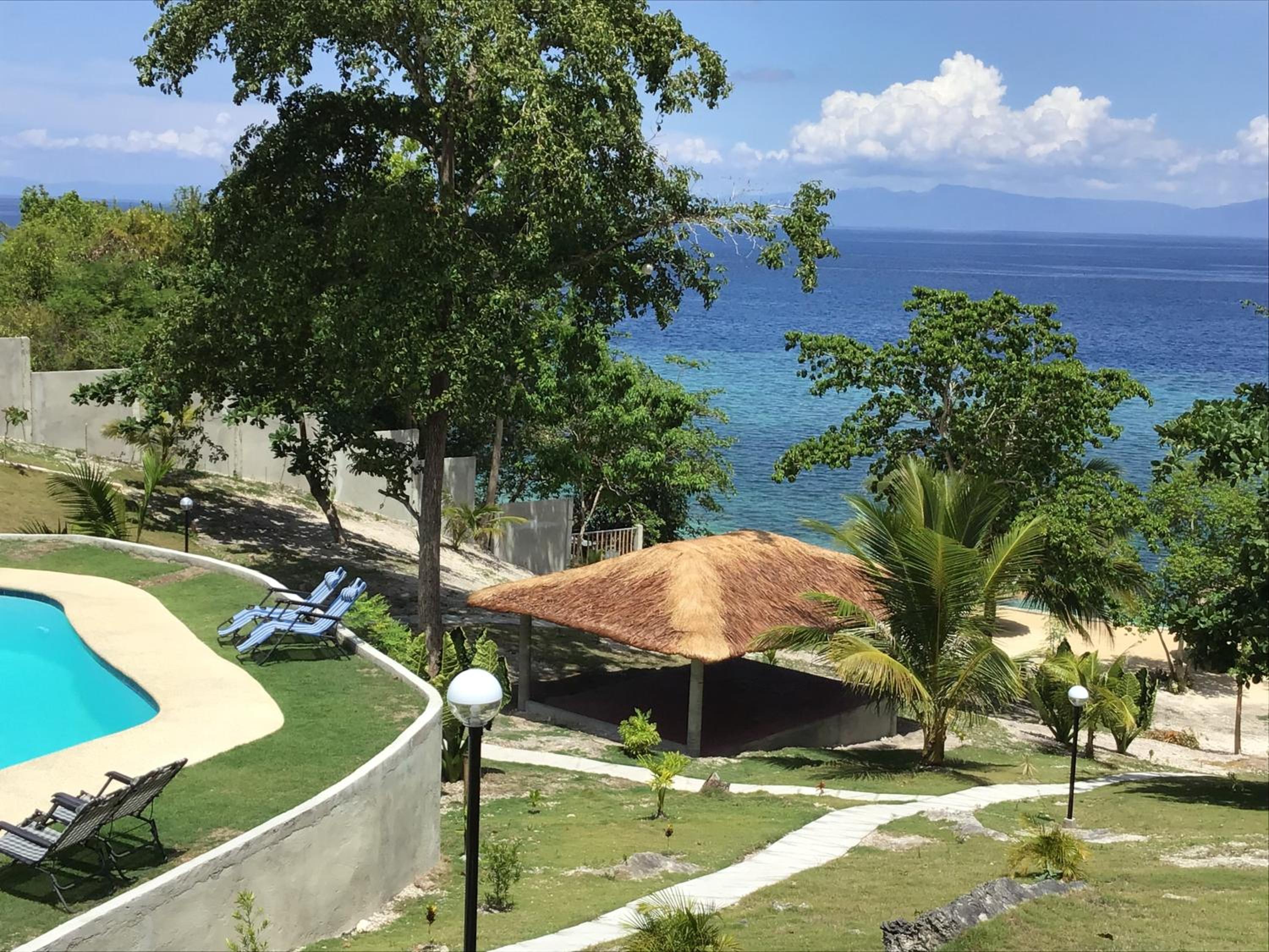 Deluxe Double Room with Balcony and Sea View - Photo 16