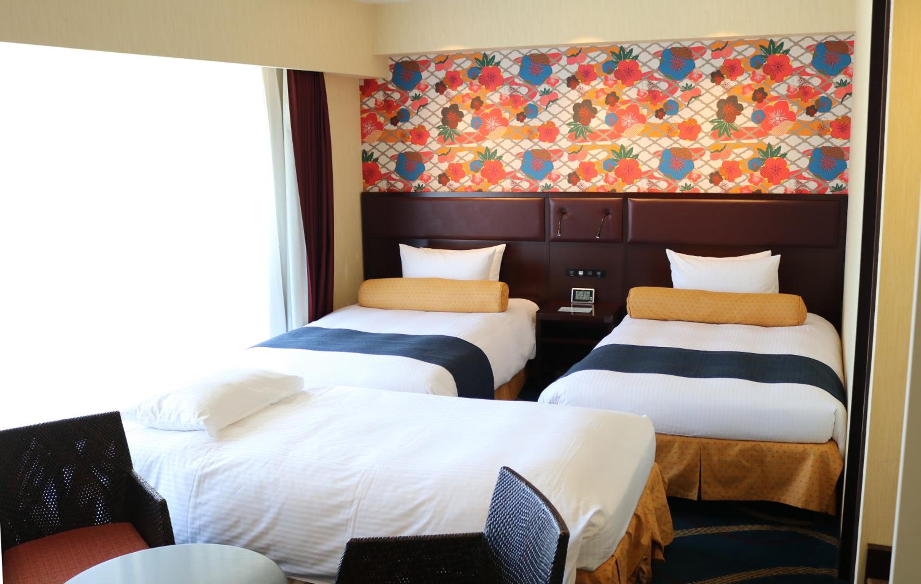 Superior Room - Non-Smoking - Photo 11