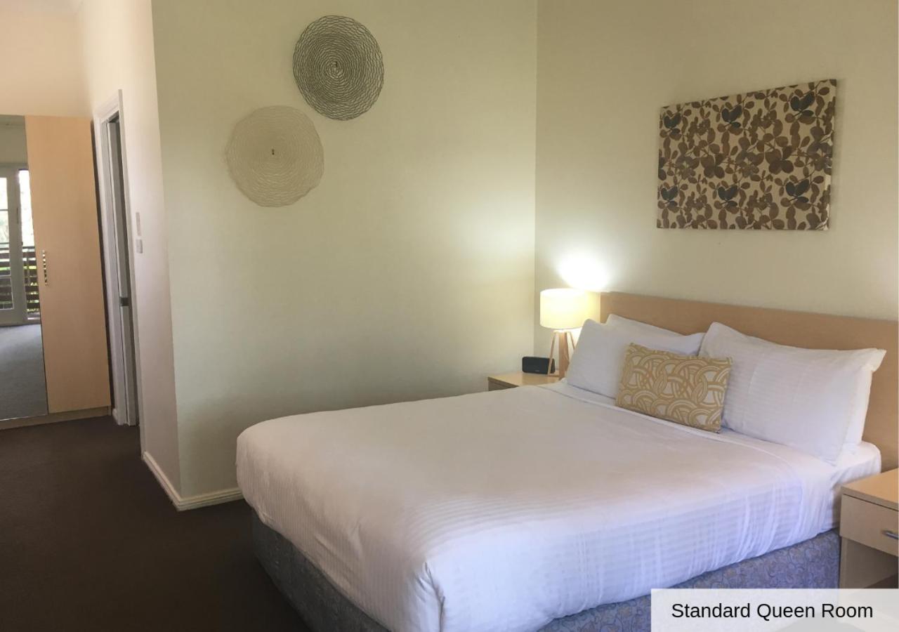 Standard Queen Room