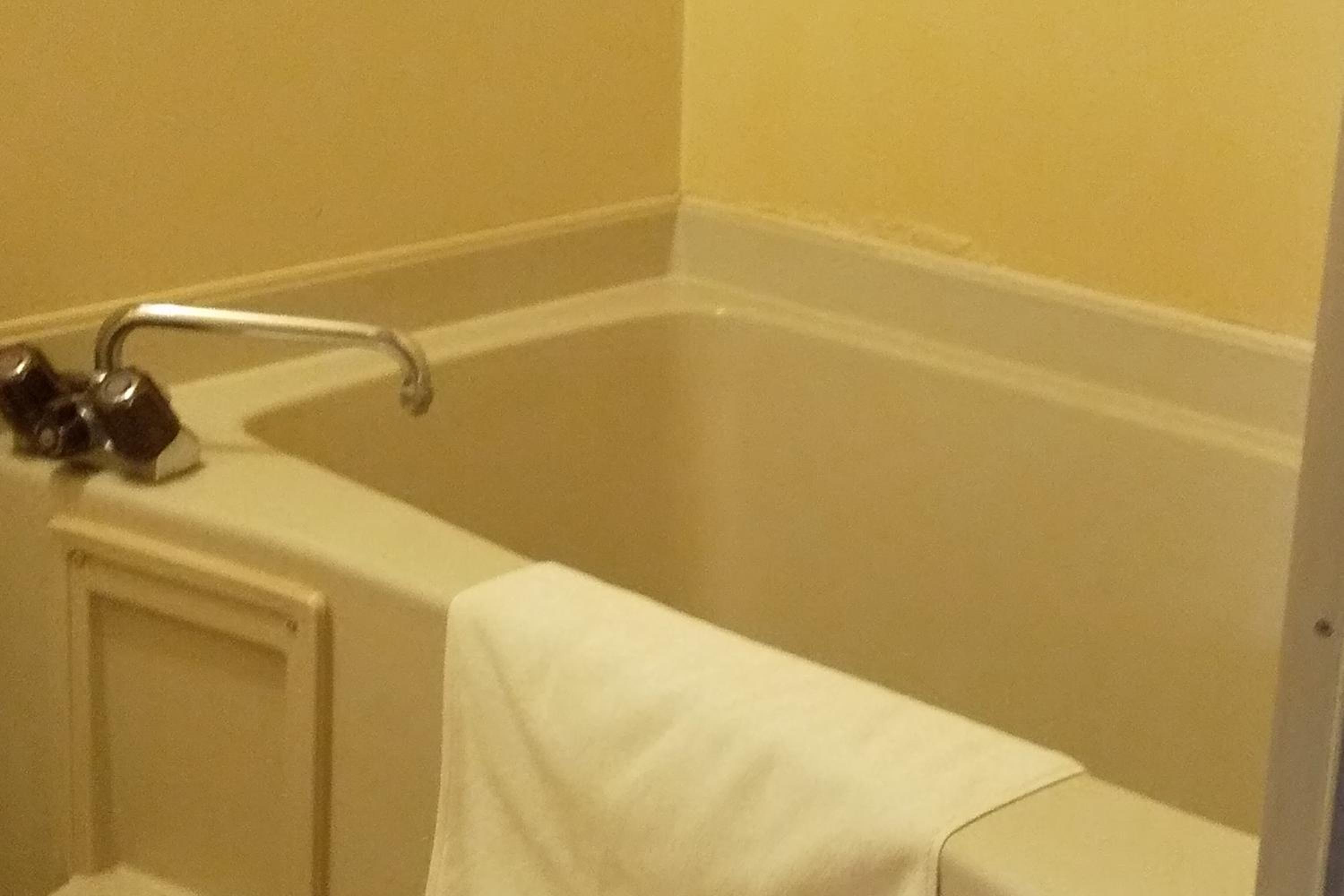 Japanese-Style Quadruple Room photo 3