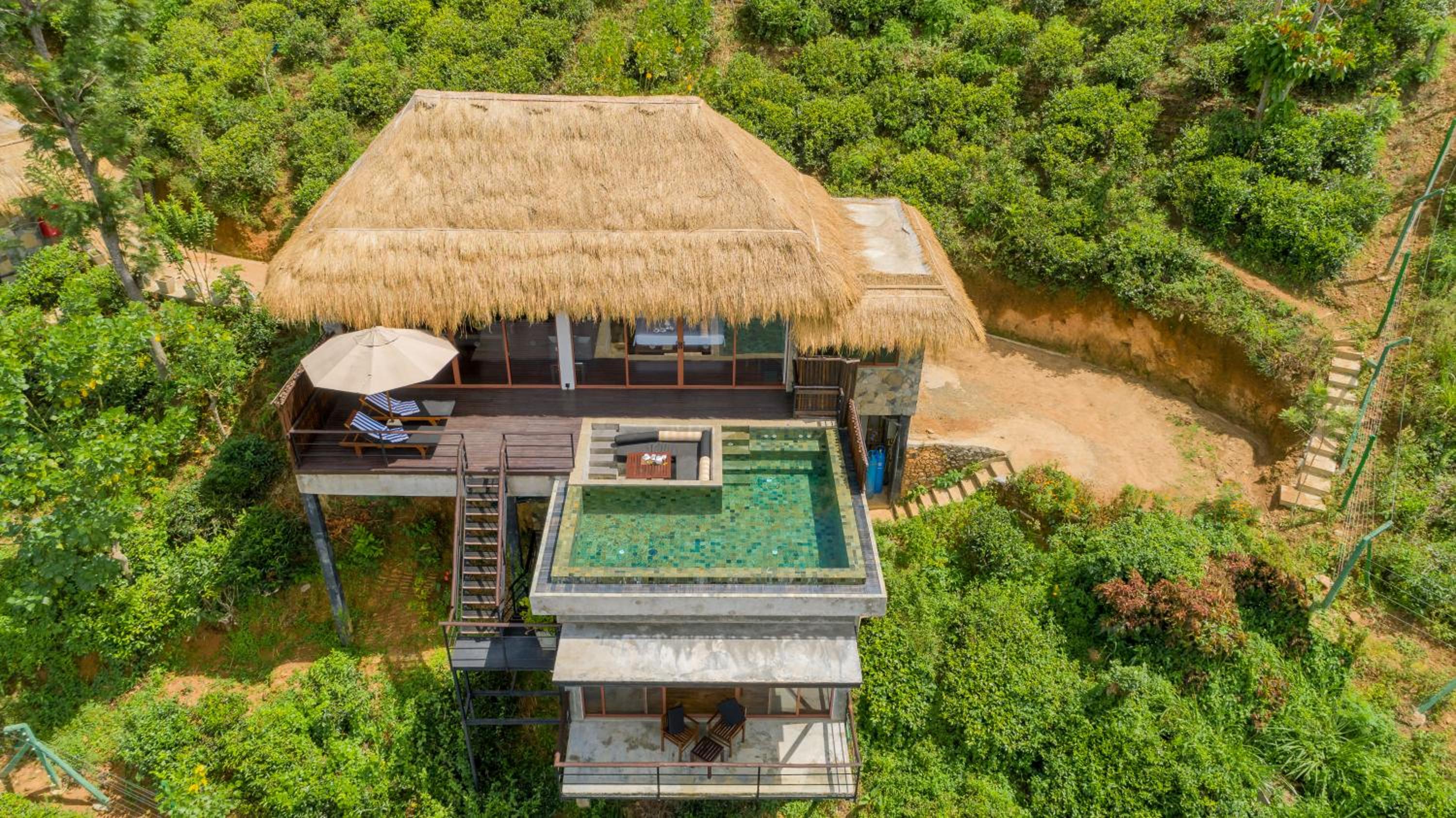 Grand Executive Suite with Plunge Pool photo 2