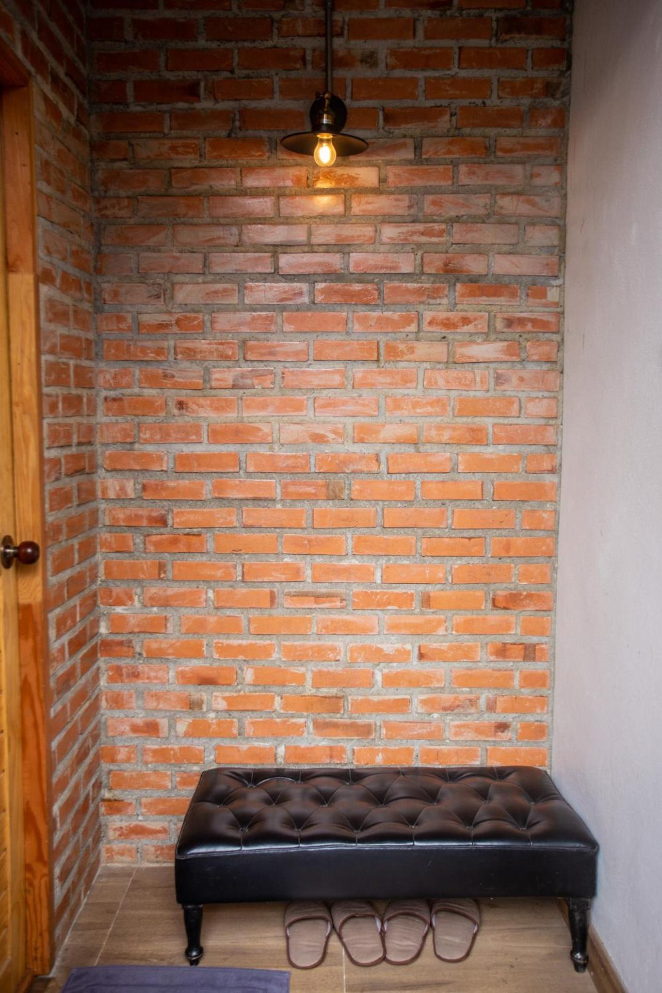 Standard Twin Room - Photo 2