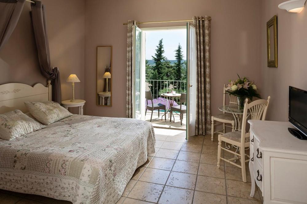 Superior Double Room with Terrace - Photo 8