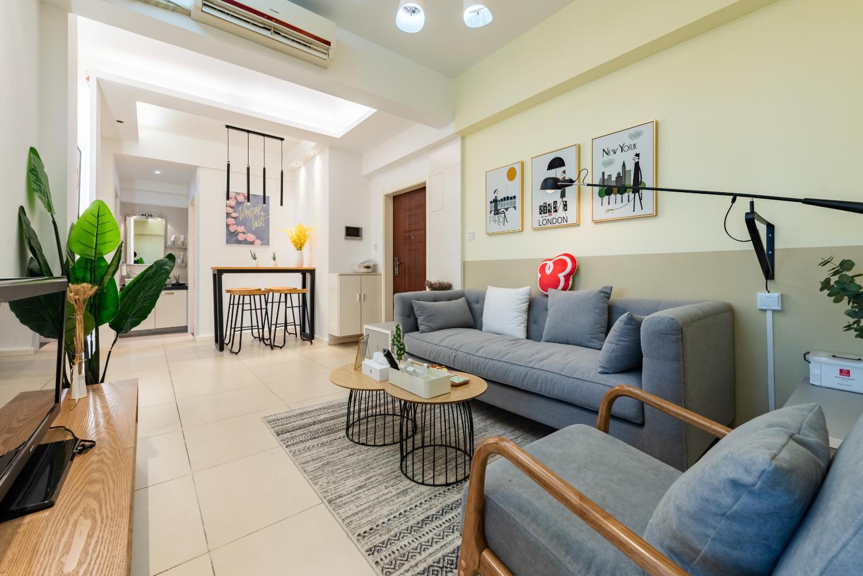 Apartment with Balcony