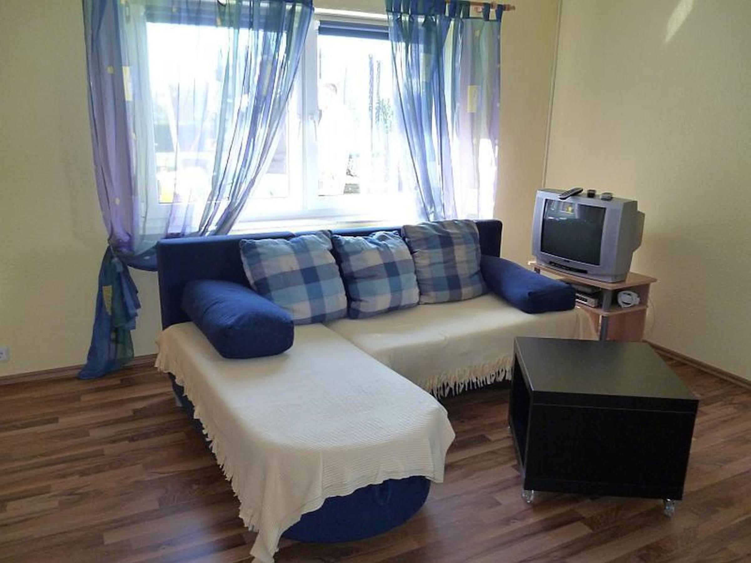 One-Bedroom Apartment with Garden