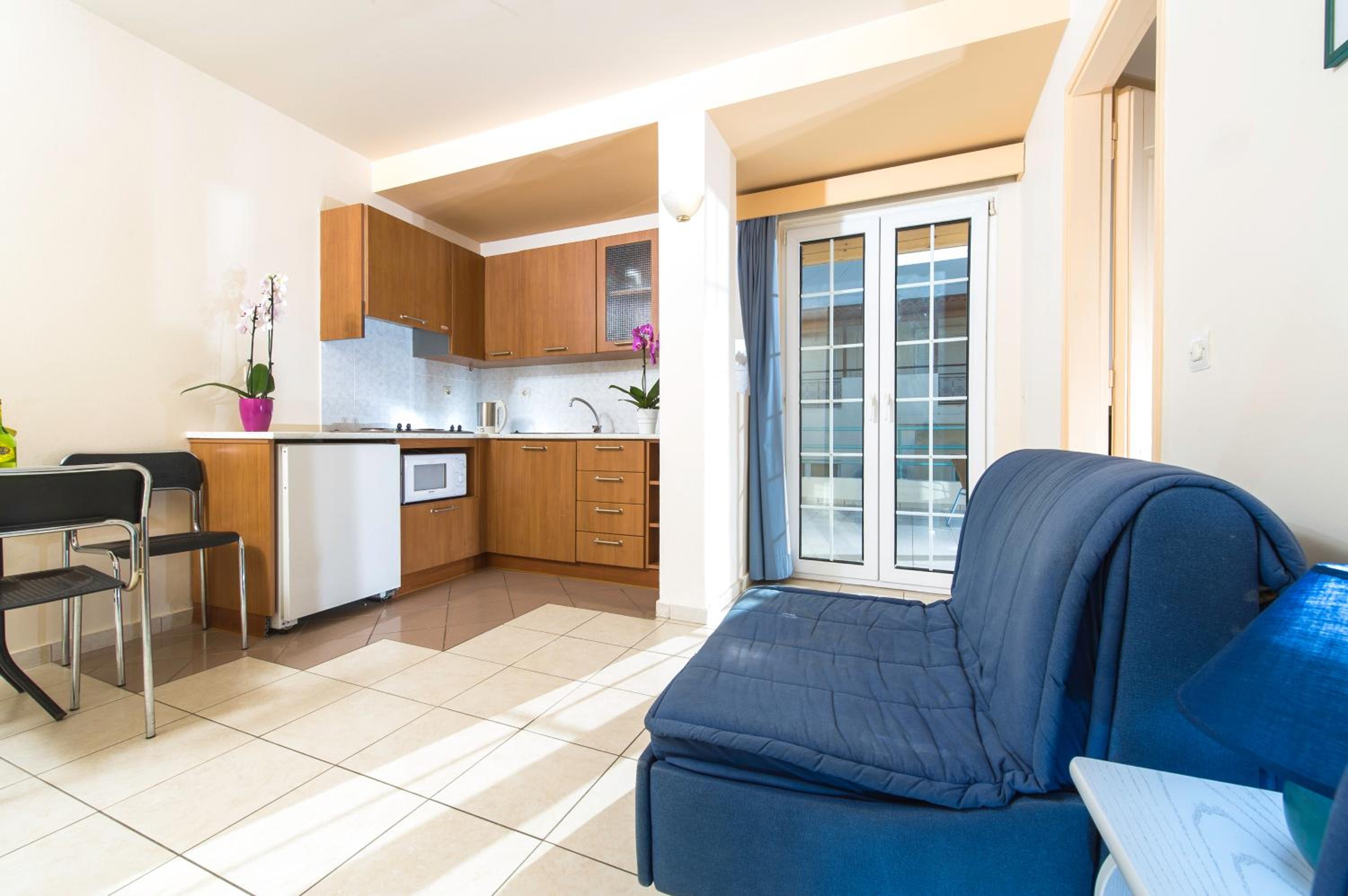 Apartment (2 Adults) photo 2