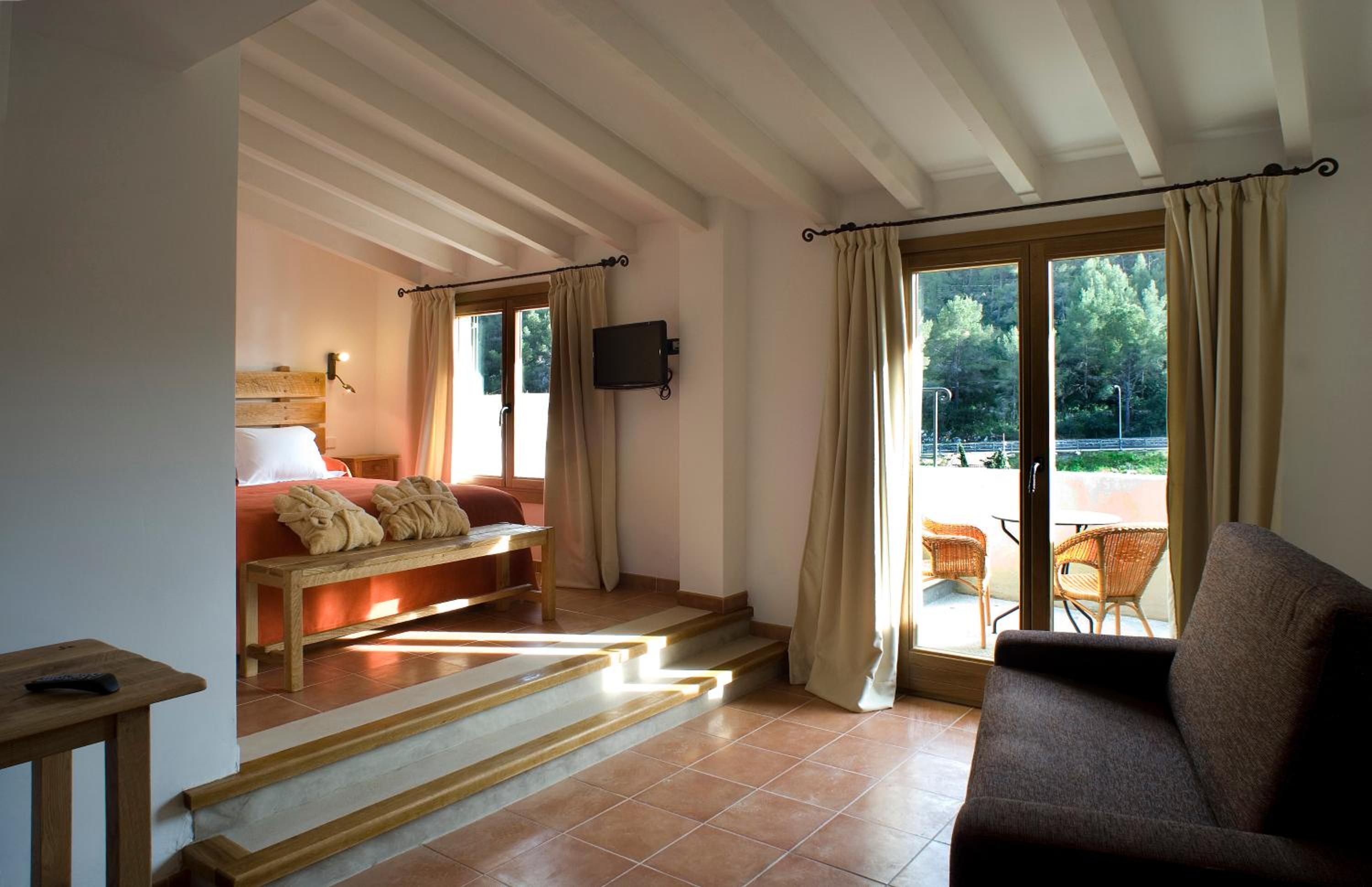  Junior Suite with Spa Access photo 3