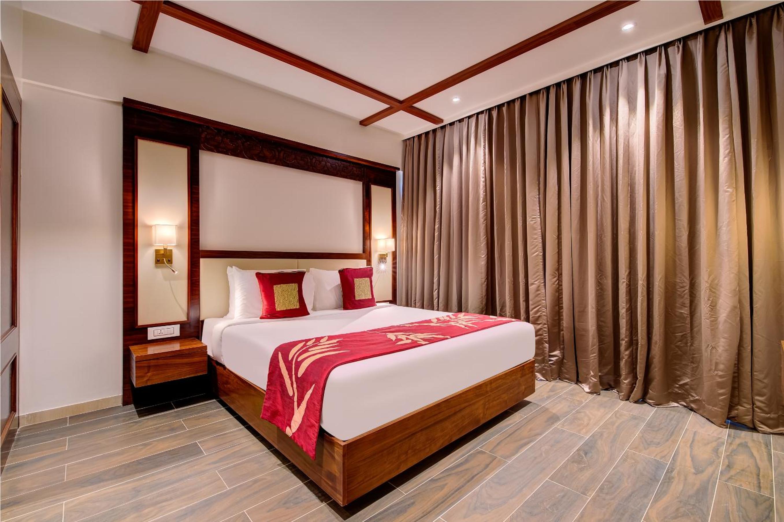 Hazel Suite, with Bathtub, Balcony and Mountain View - Photo 2