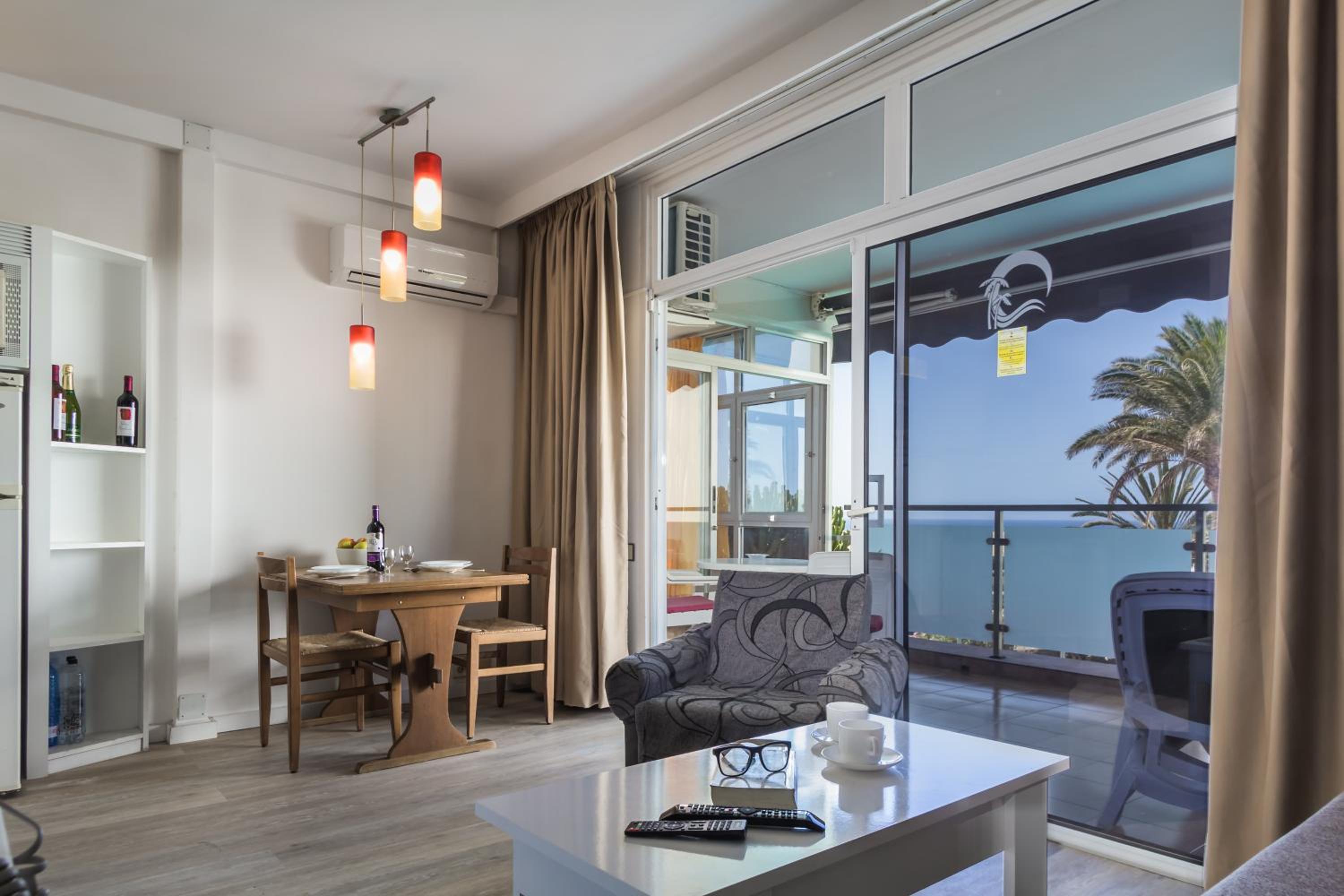 Apartamento con vista al mar