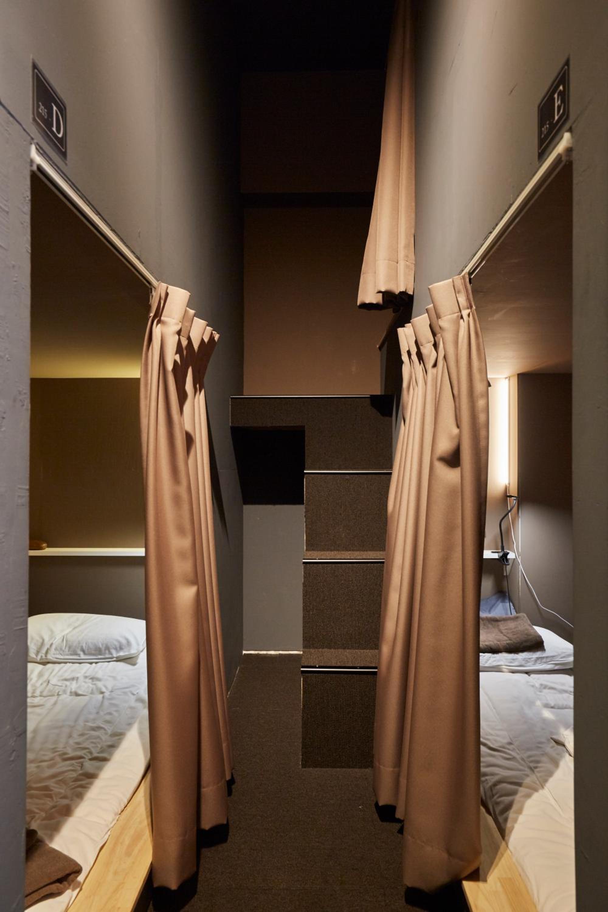 Bunk Bed in Female Dormitory Room   photo 3