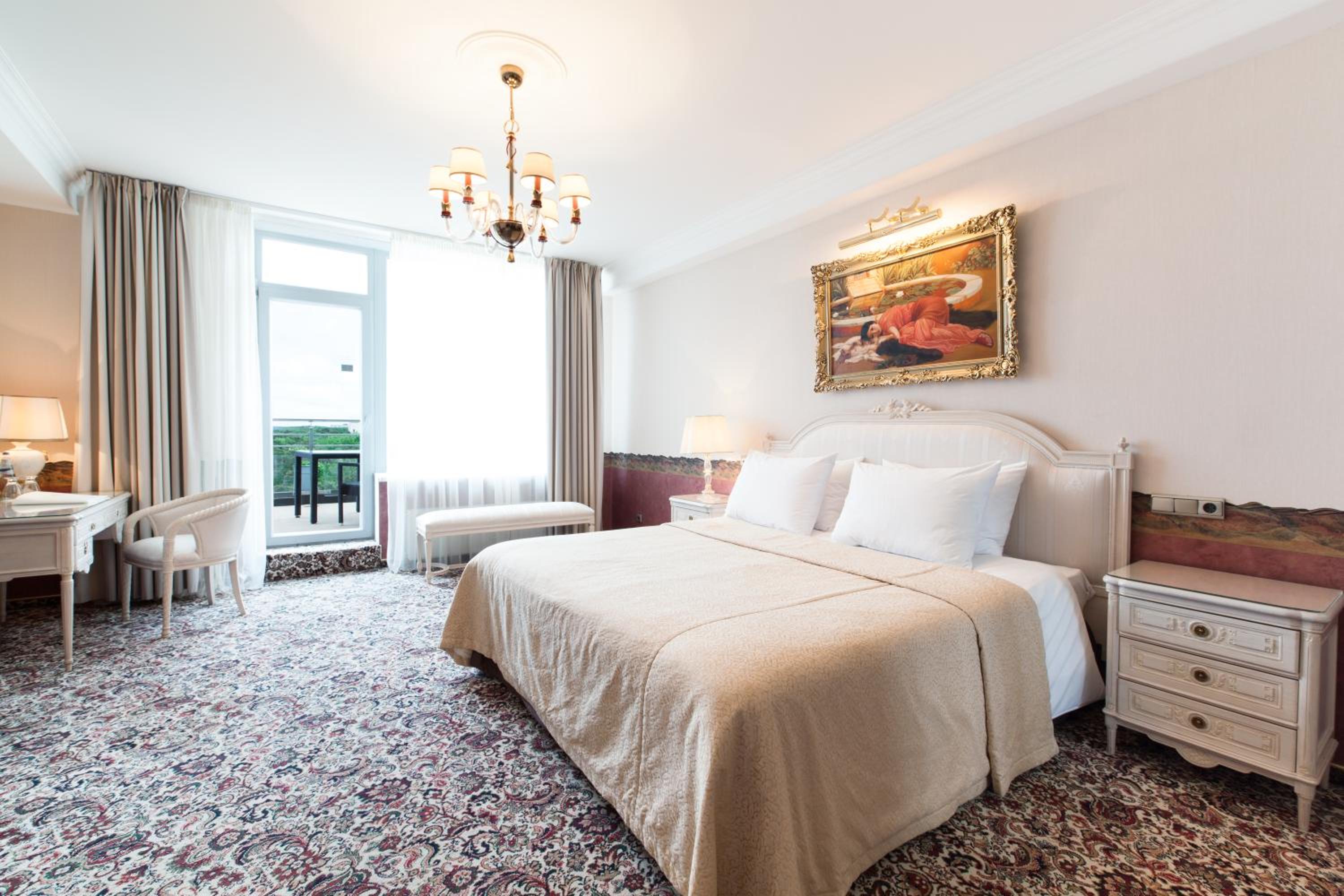 Presidential Suite with VIP SPA Access