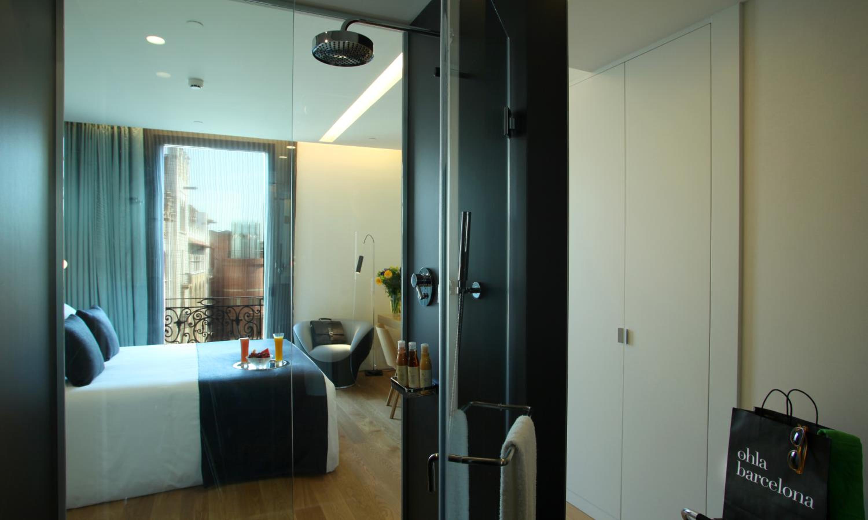Deluxe Double Room (1-2 adults)
