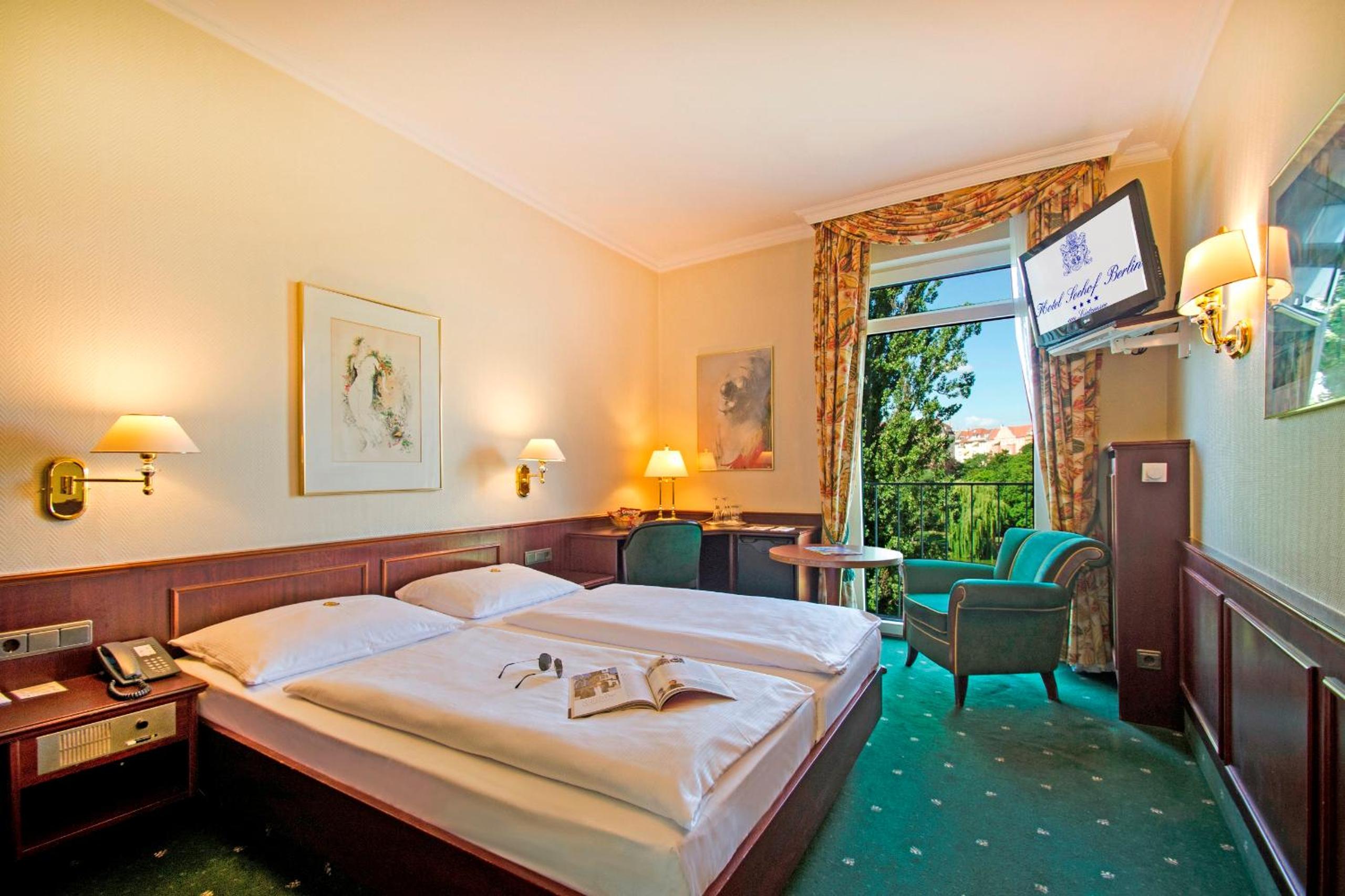 Double Room With Lake View photo 1