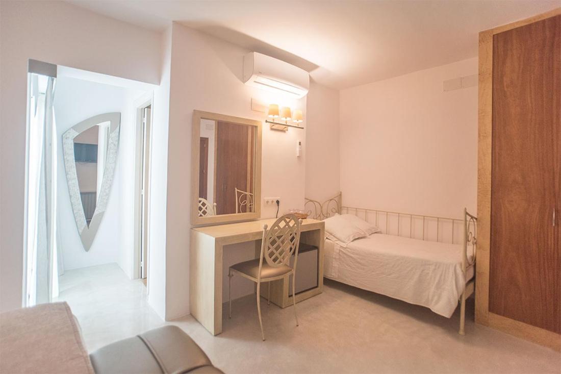 Triple Room photo 3