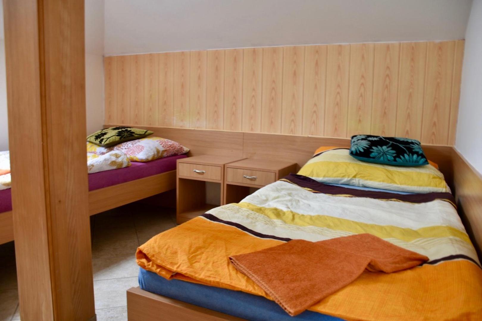 Standard Twin Room photo 2