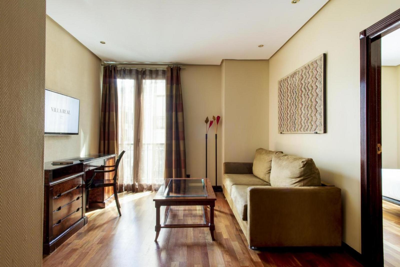 Junior Suite - Photo 1