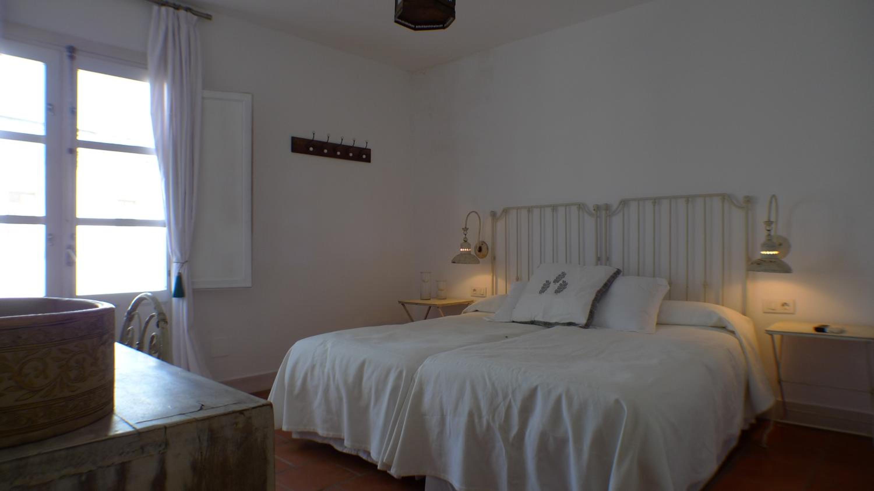 Habitación Doble con cama adicional y terraza