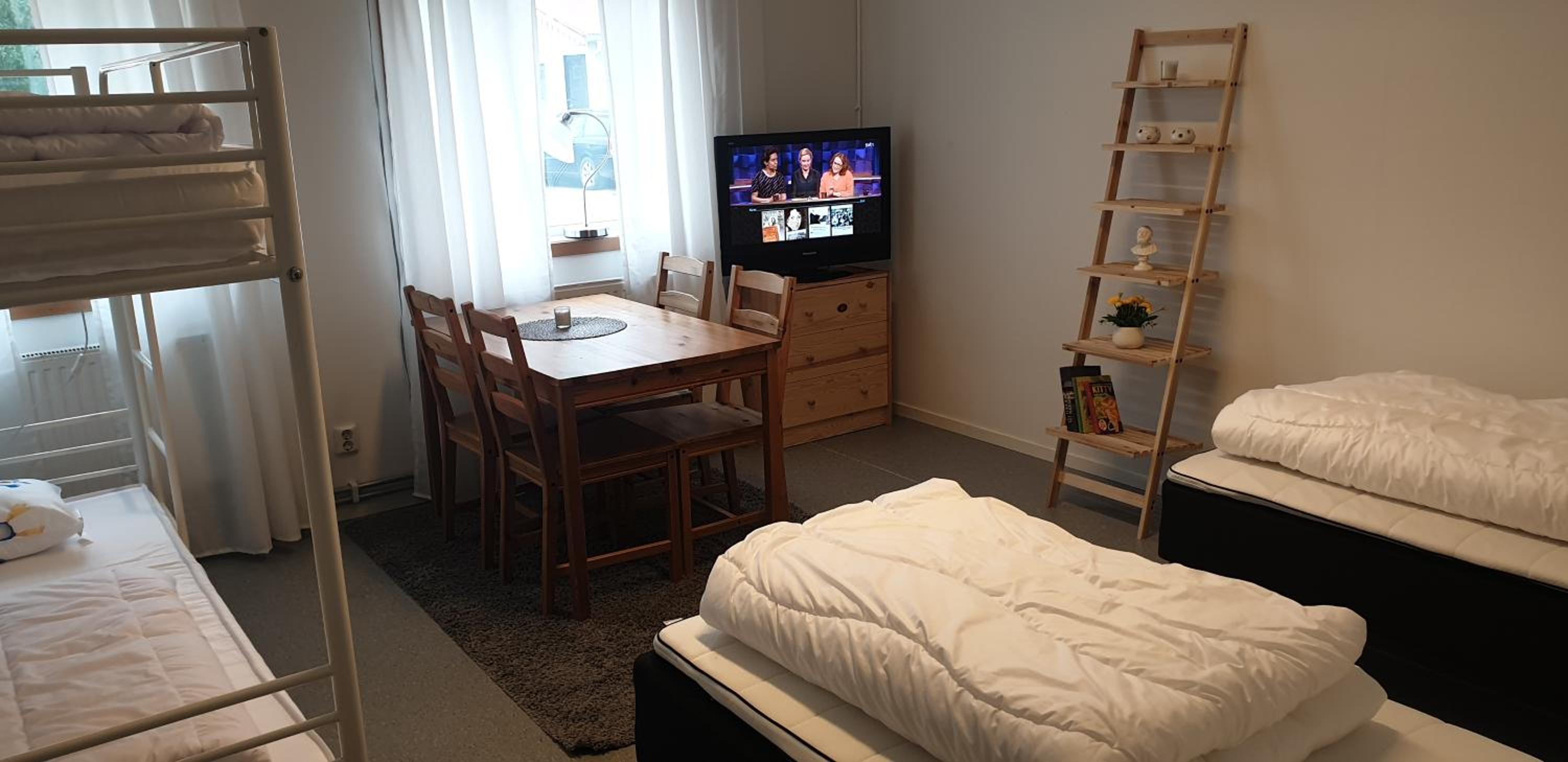 Family Room photo 2