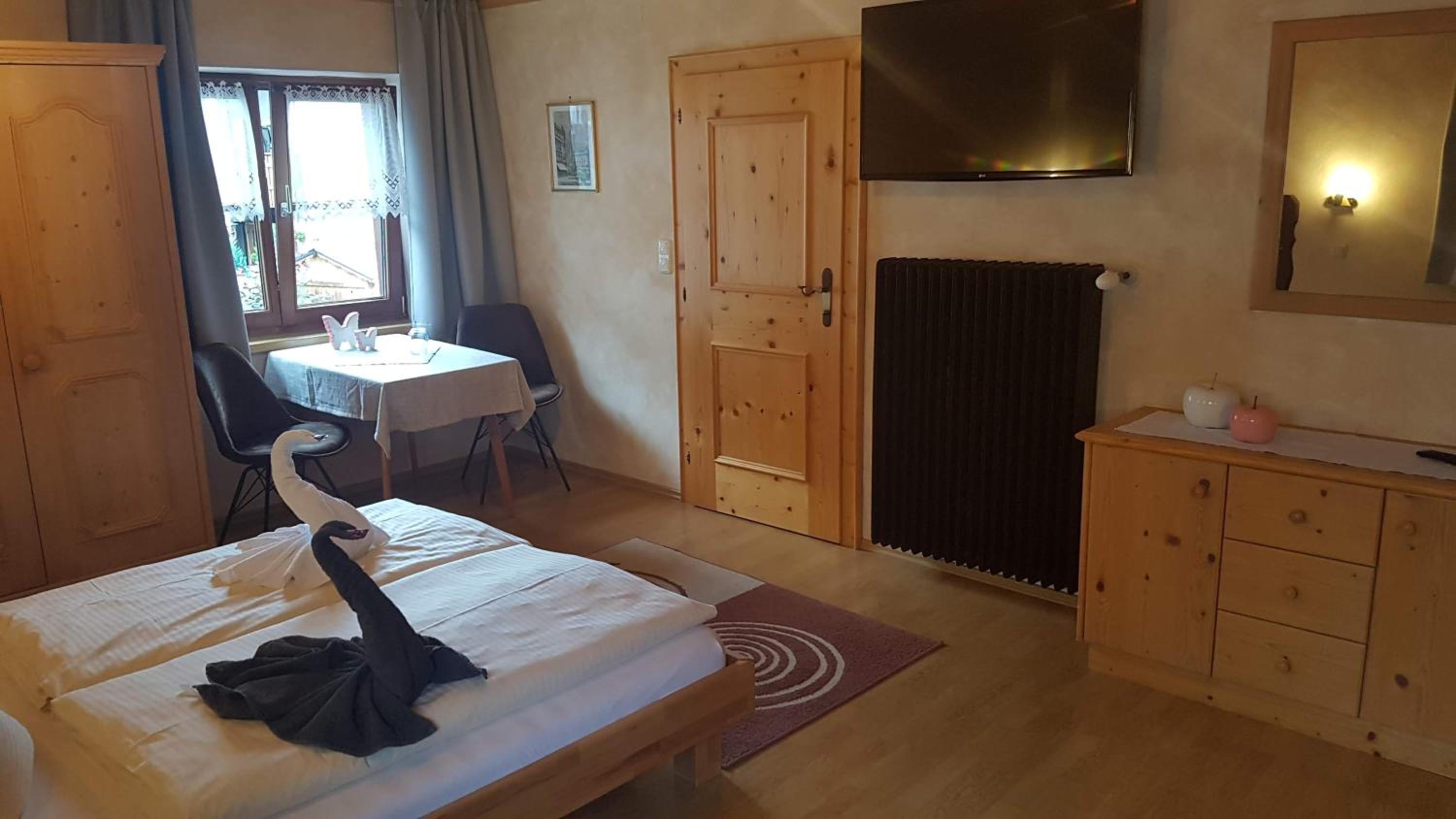 Double Room with Private Bathroom photo 1