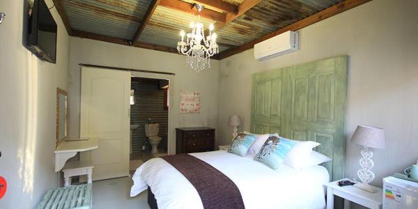 Basic Double Room - Photo 1