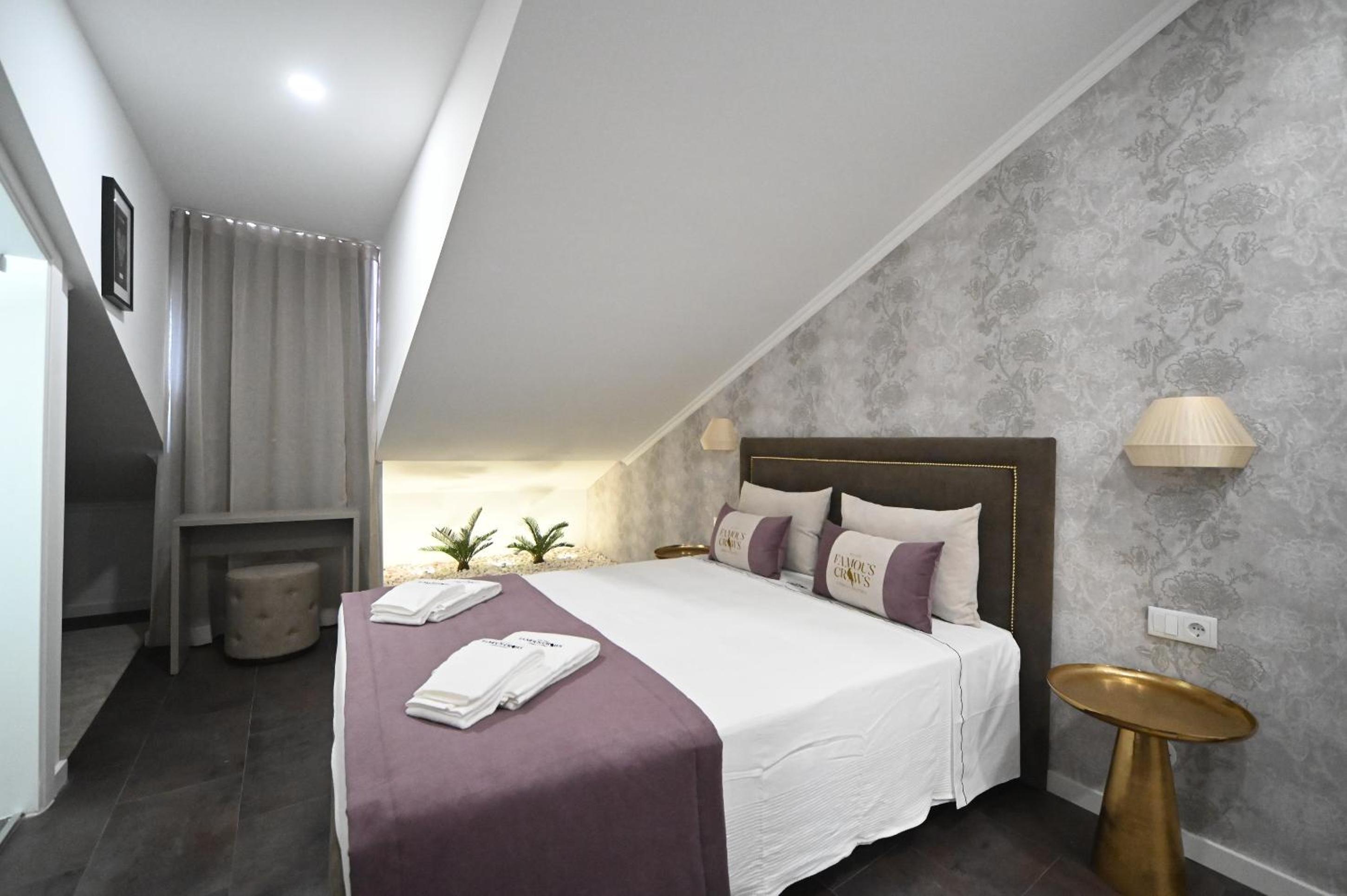 Double Room with Private Bathroom - Fourth Floor photo 1