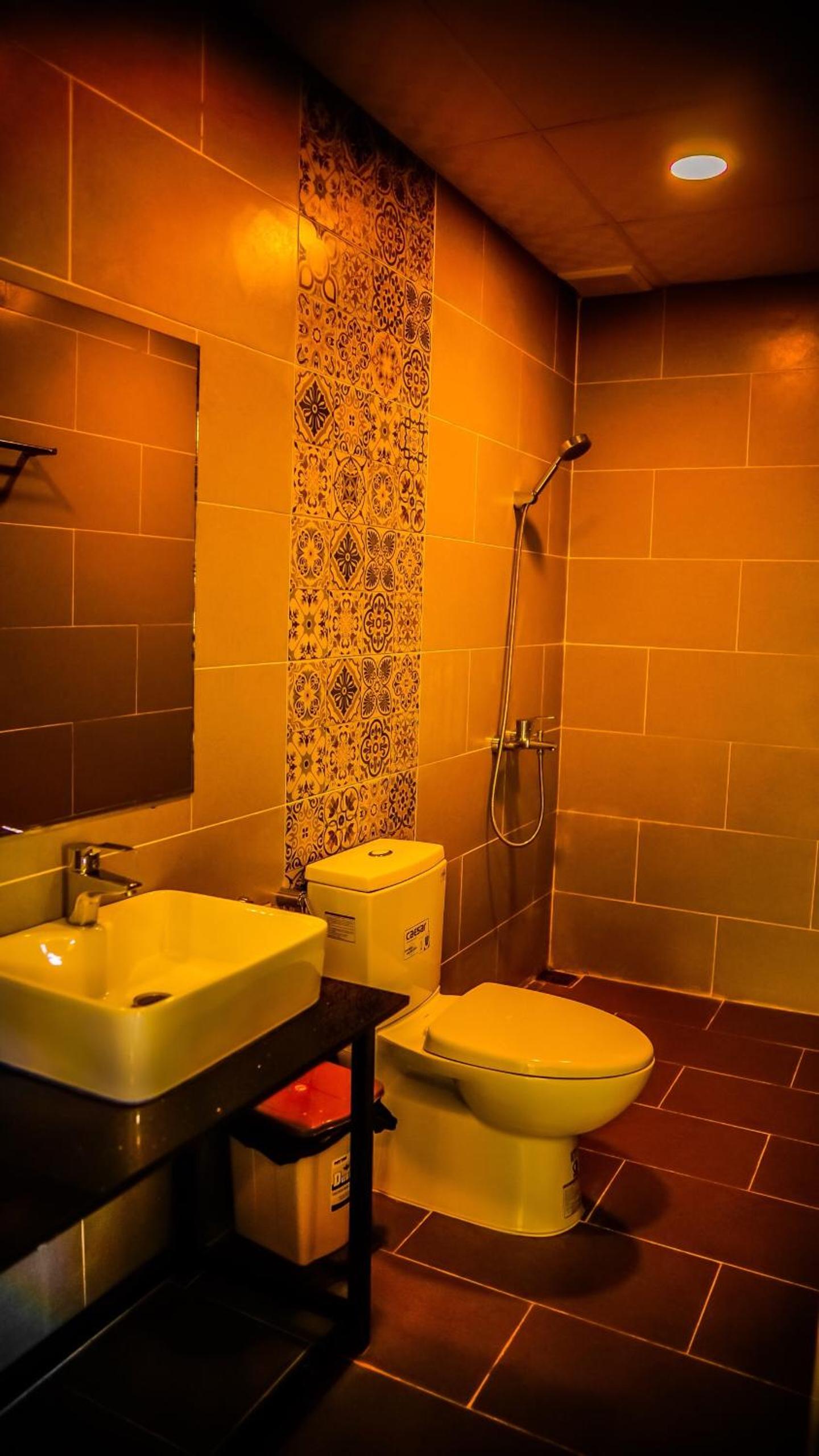 One-Bedroom Chalet - Photo 2