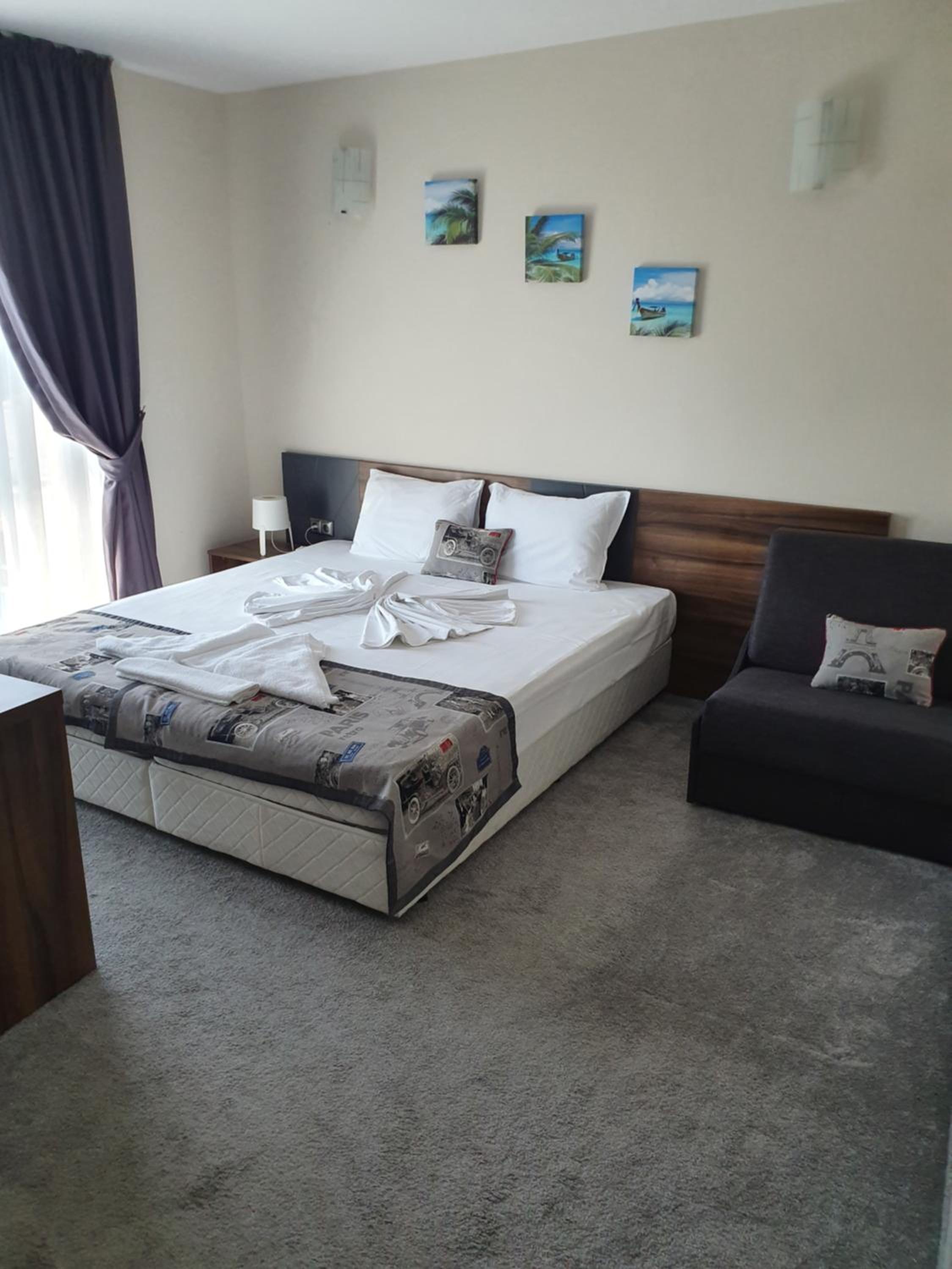 Double or Twin Room with Garden View - Photo 41
