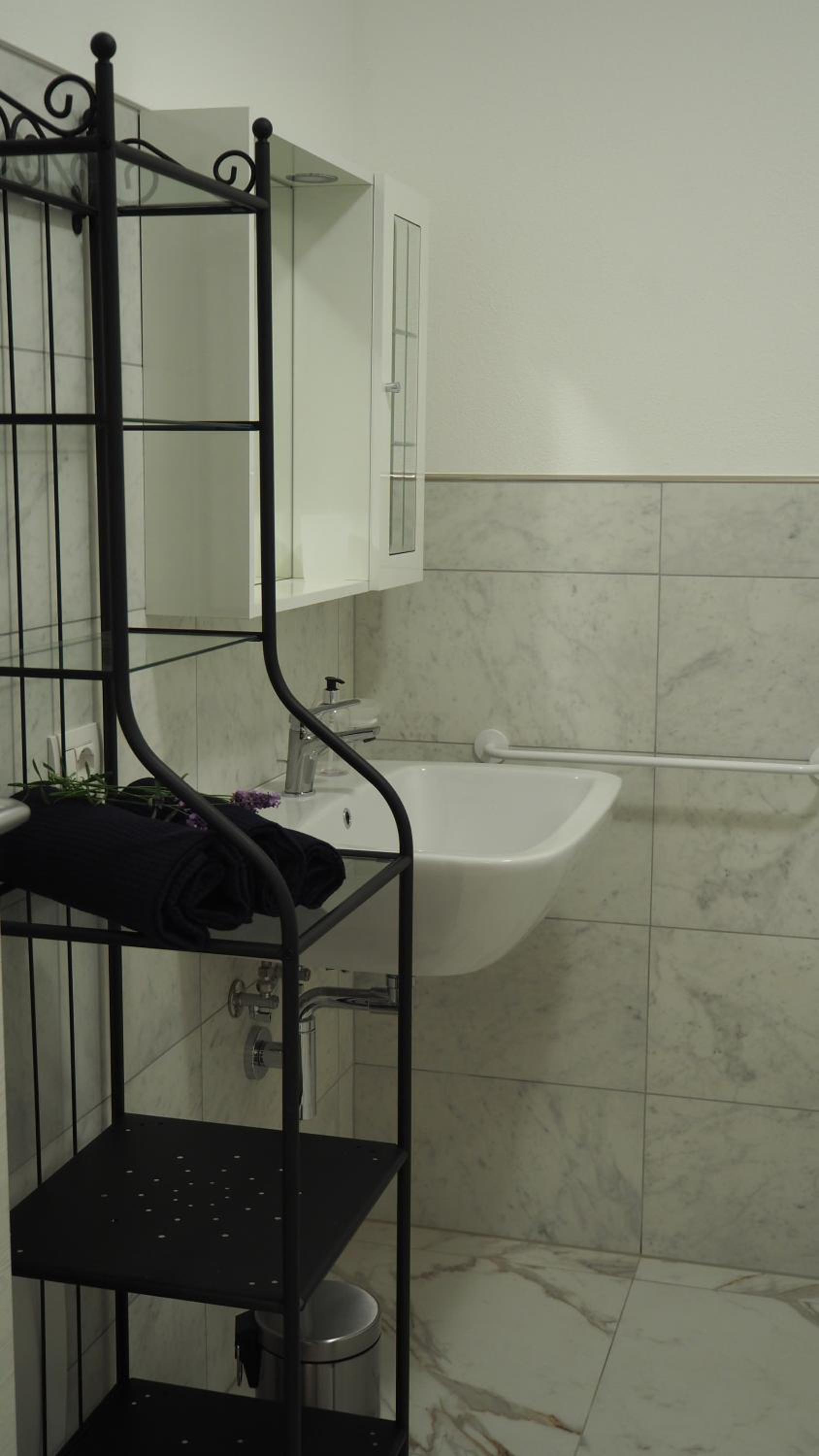 Double or Twin Room with Private External Bathroom photo 2