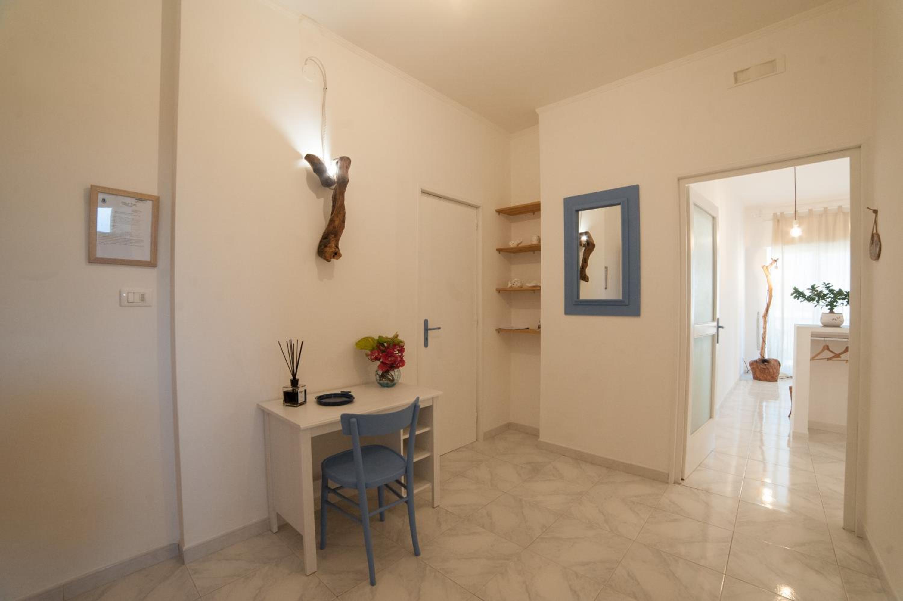 Family Room with Private Bathroom photo 1