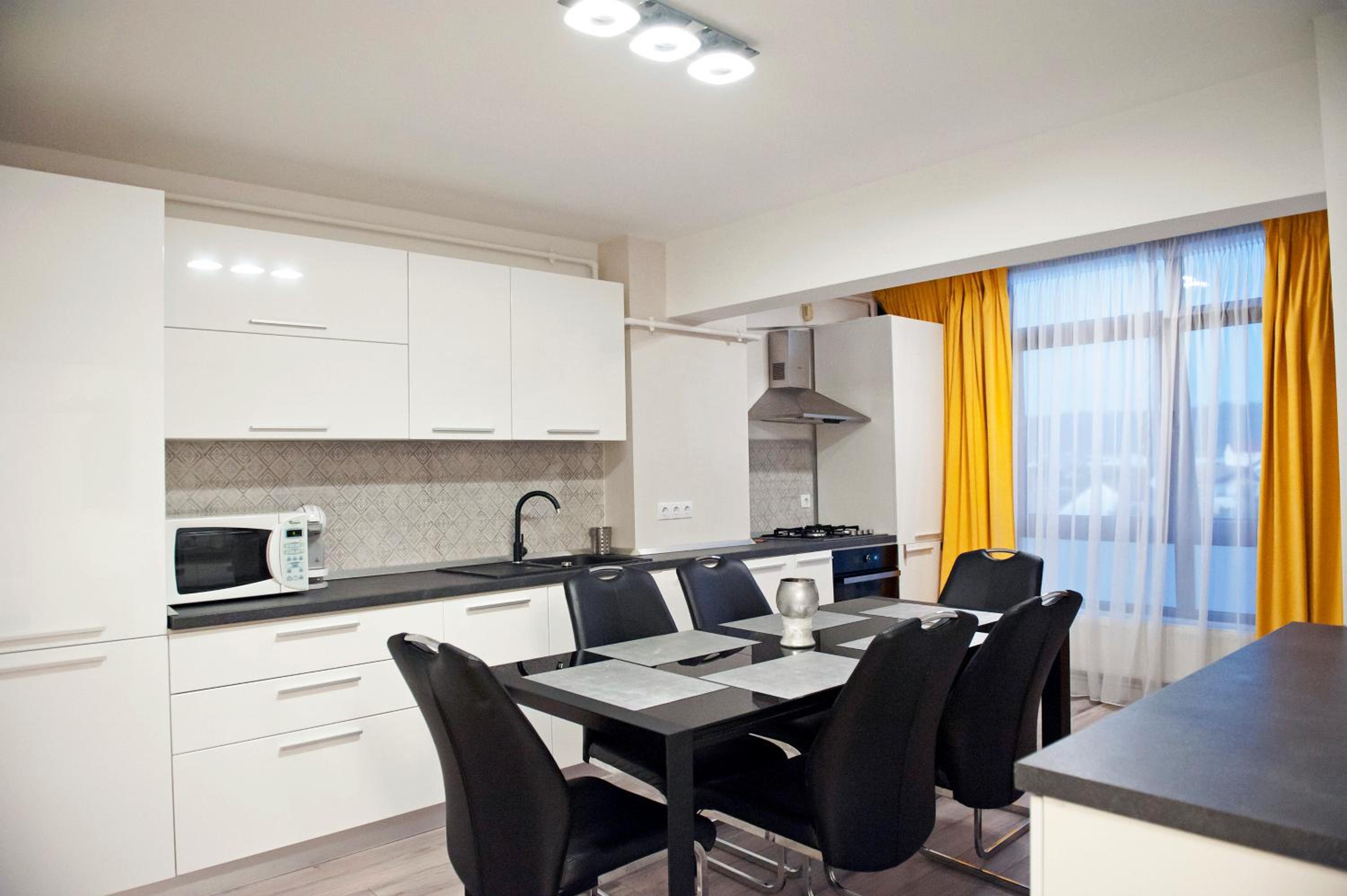 Two-Bedroom Apartment - Photo 9