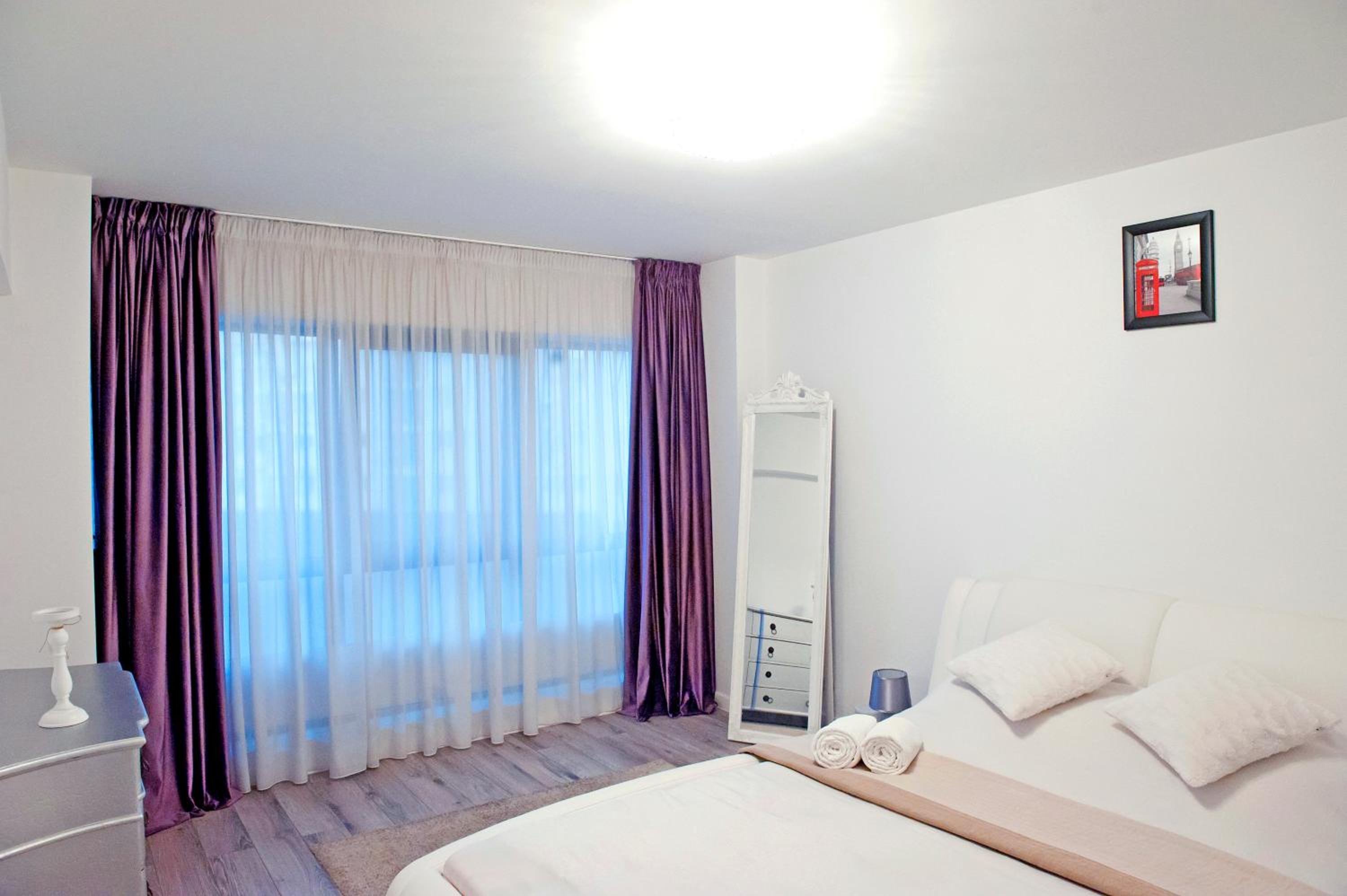 Two-Bedroom Apartment - Photo 11