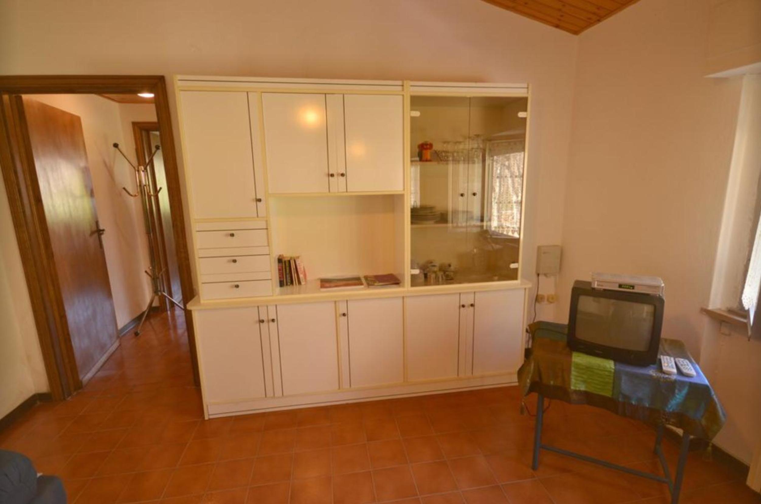 One Bedroom Apartment - Photo 7