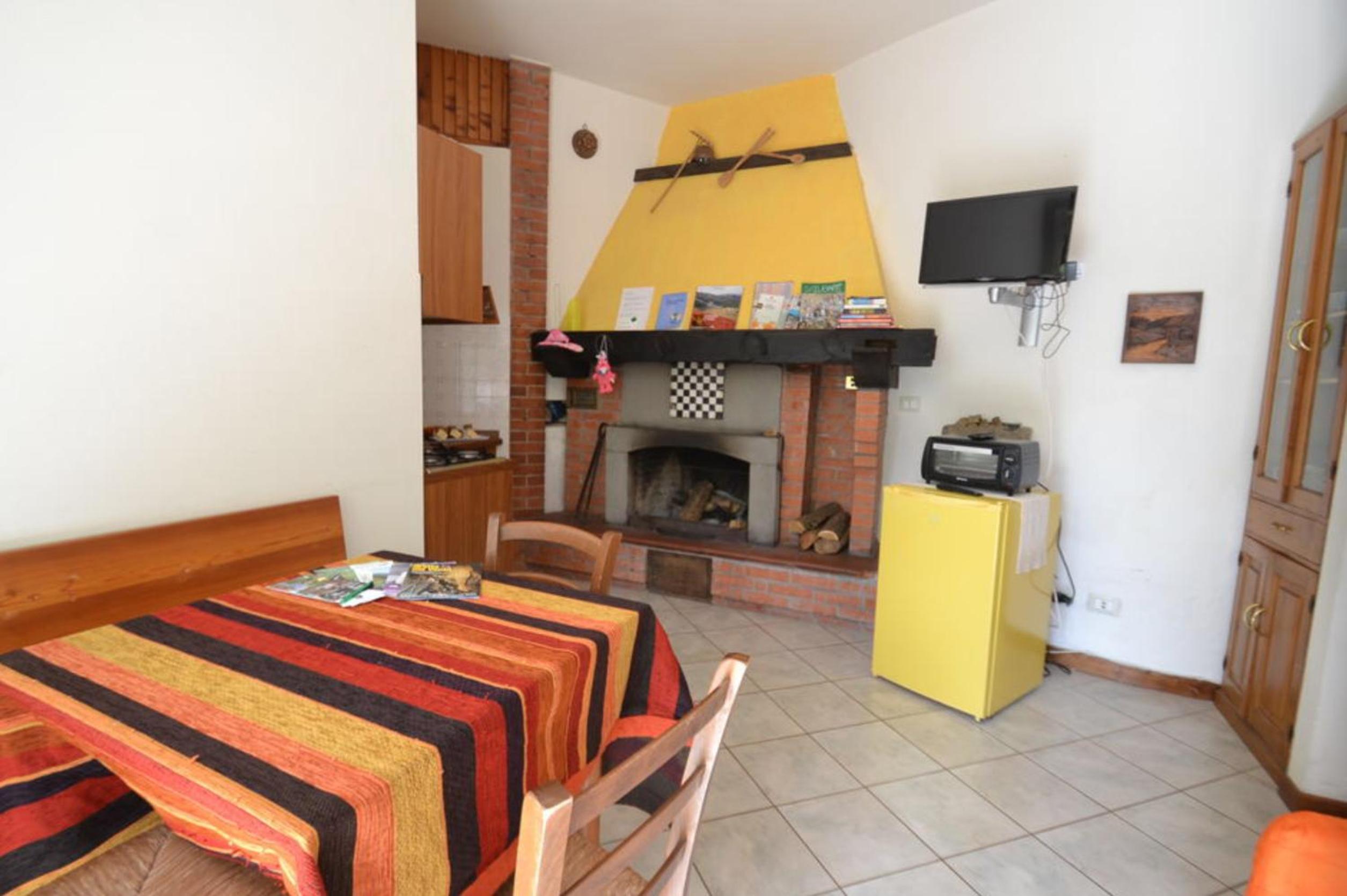 Two-Bedroom Apartment (3 Adults) - Photo 14