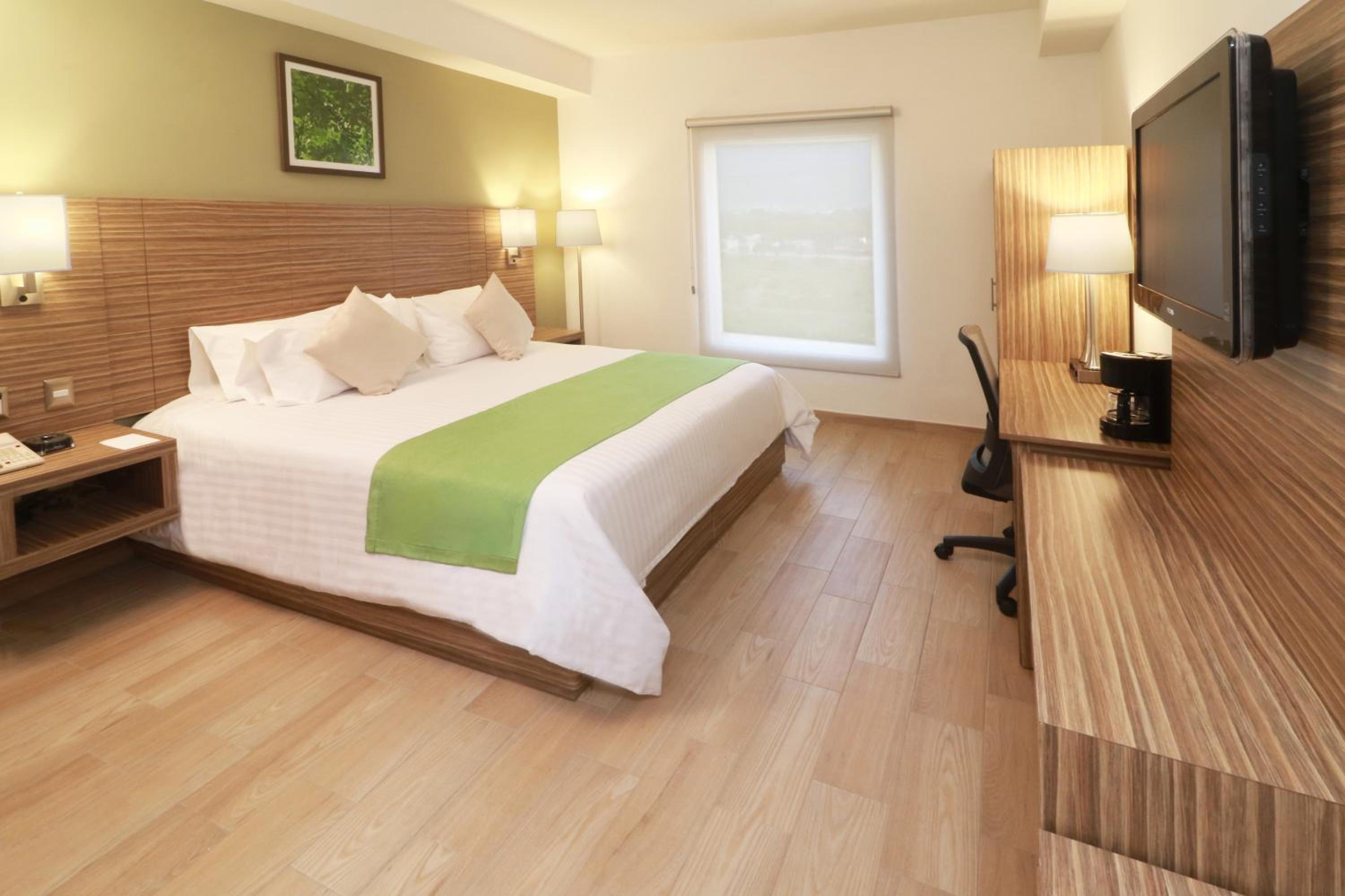 King Room - Mobility Access/Non-Smoking - Photo 5