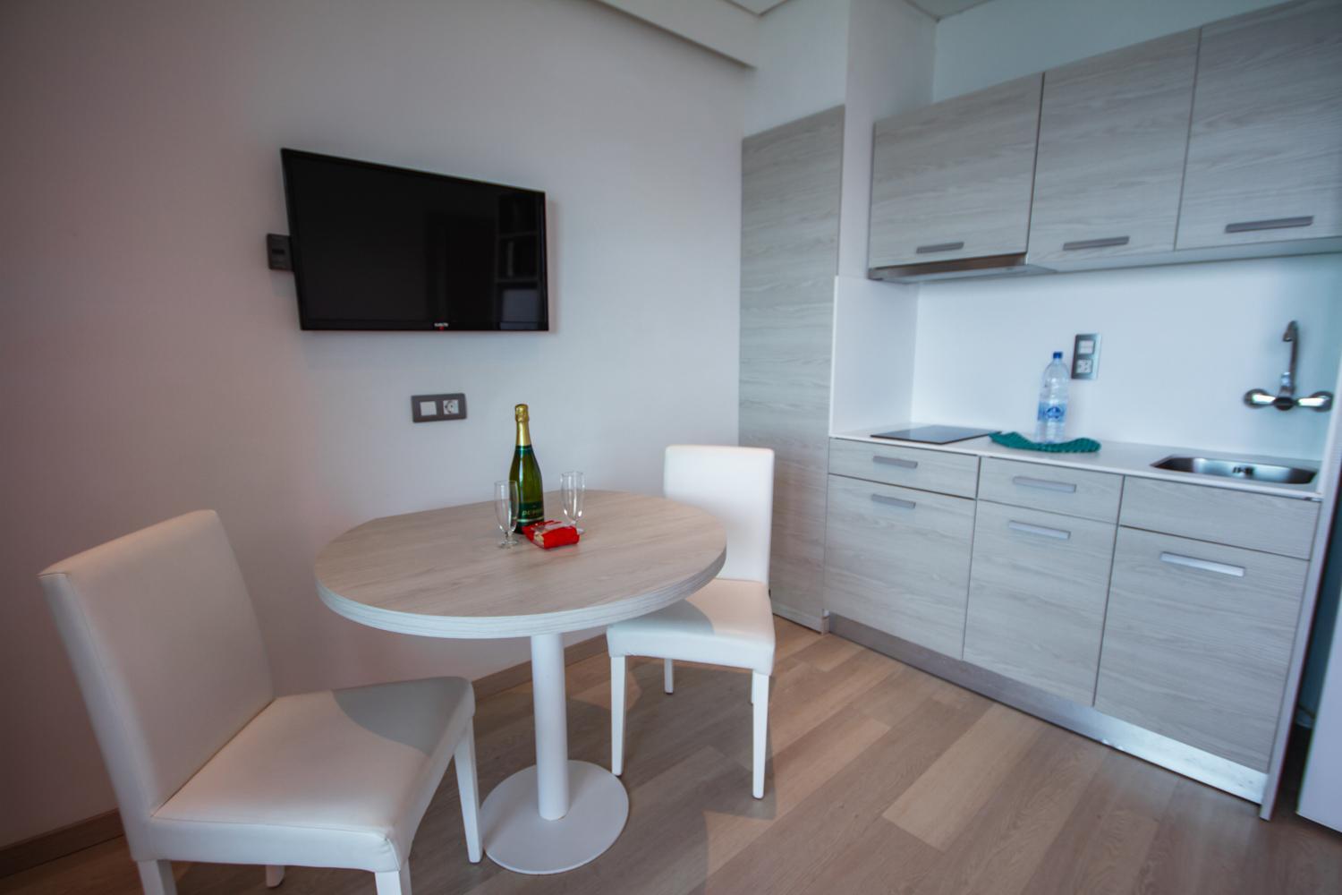 Superior Apartment with Terrace Low Floor