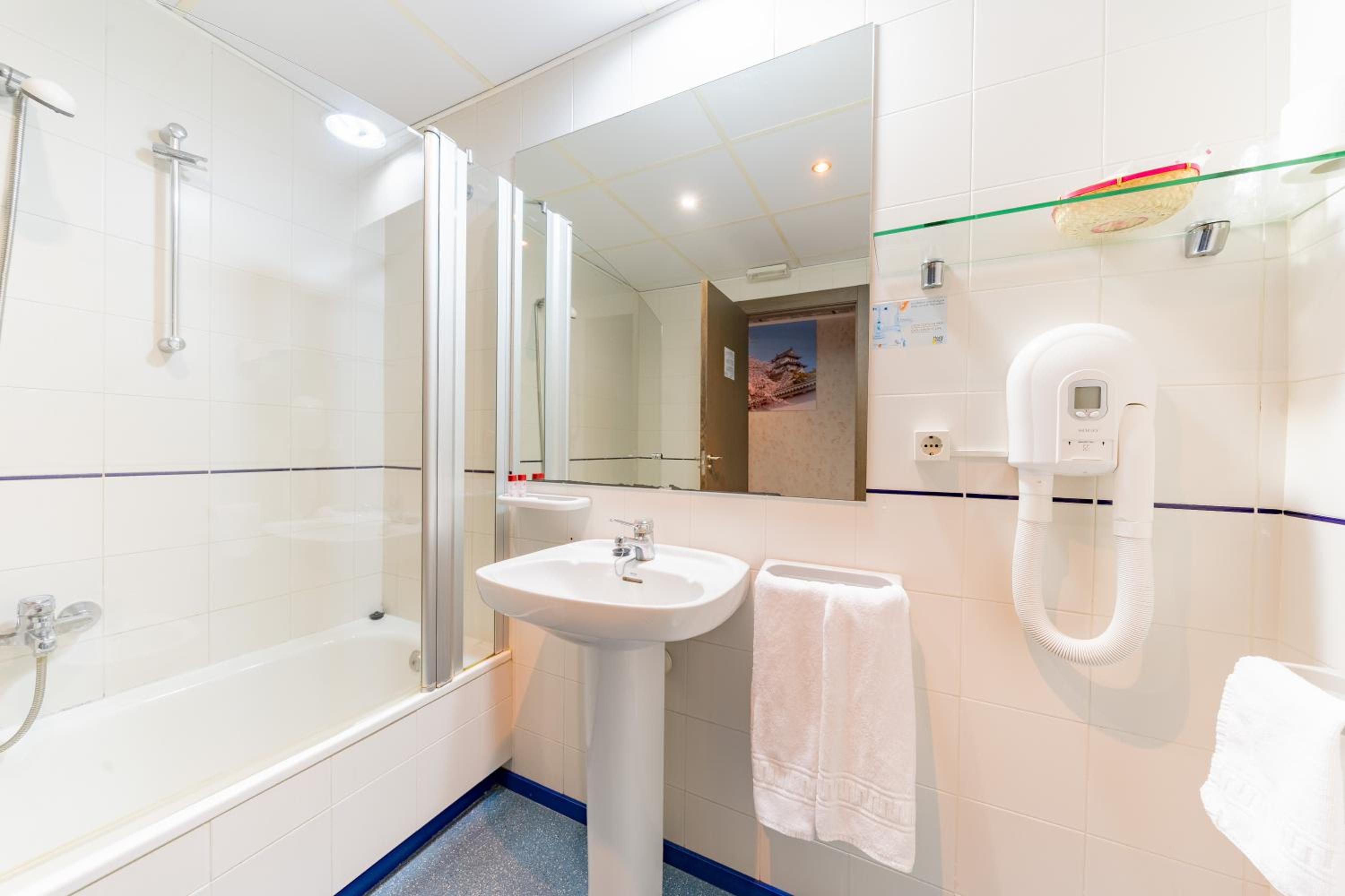 Triple Room - Photo 3