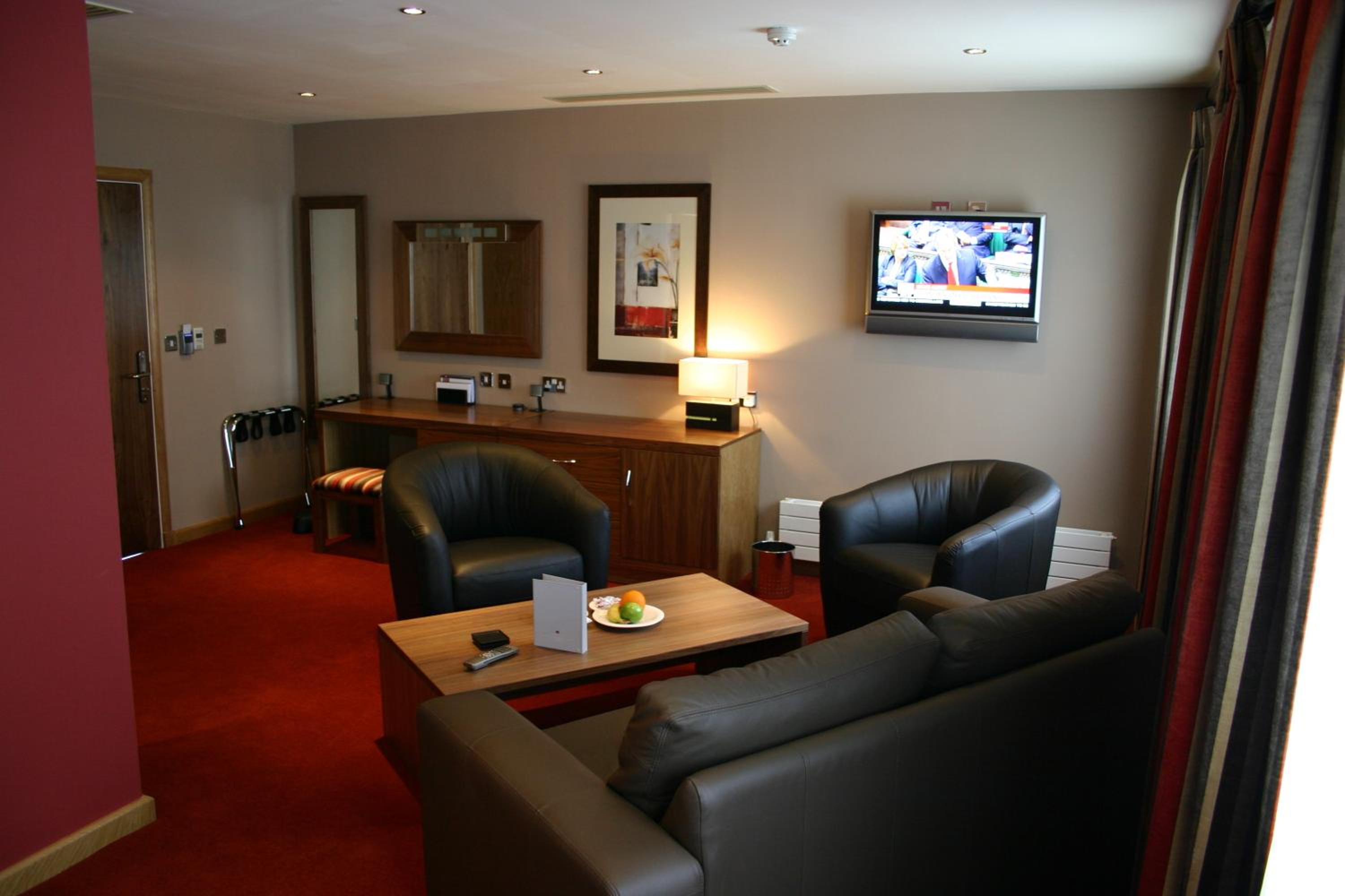 Premier King Room - Photo 1