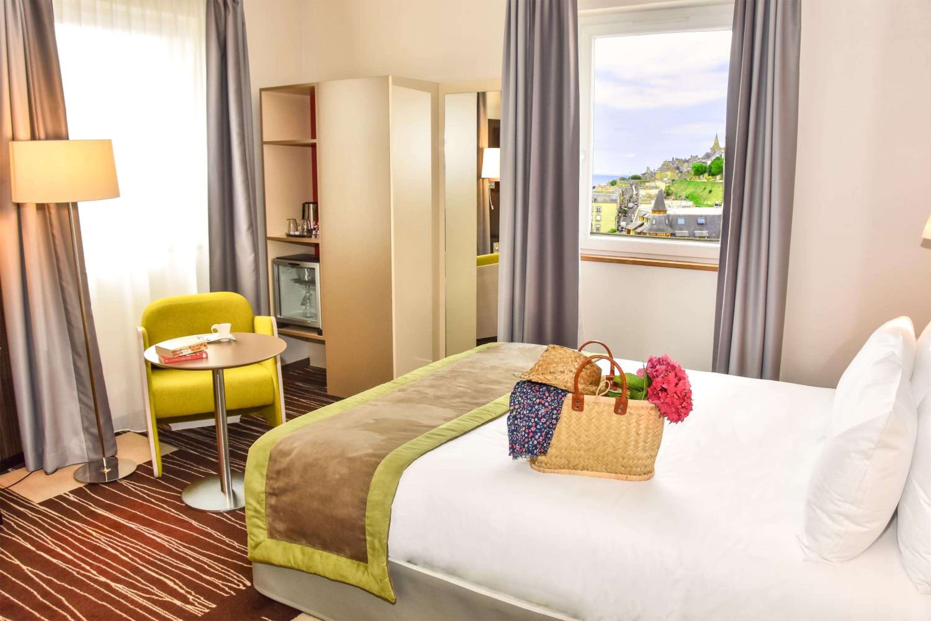 Classic Room with Double Bed - Photo 1